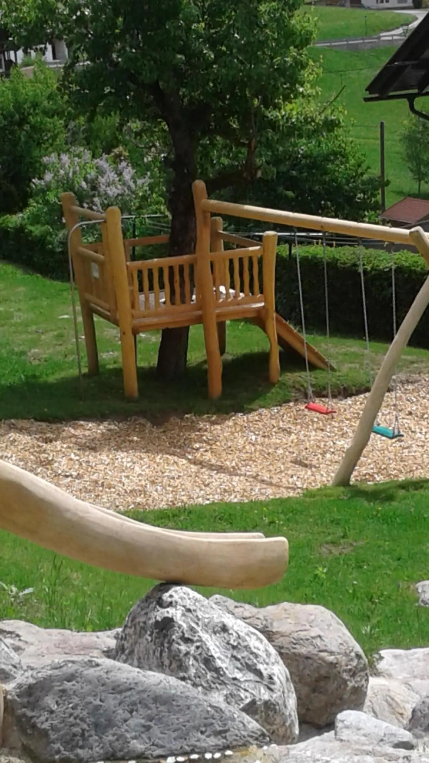 Children play ground in Kolbitsch am Weissensee ein Seeblick der verzaubert B&B
