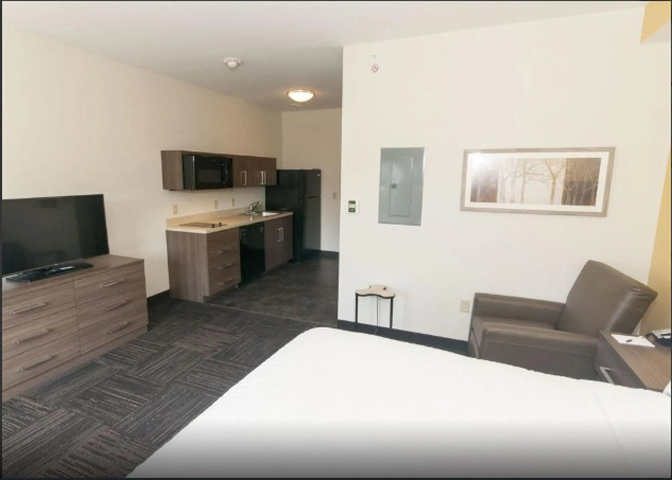 Bed in Extended Stay America Suites - Rock Hill