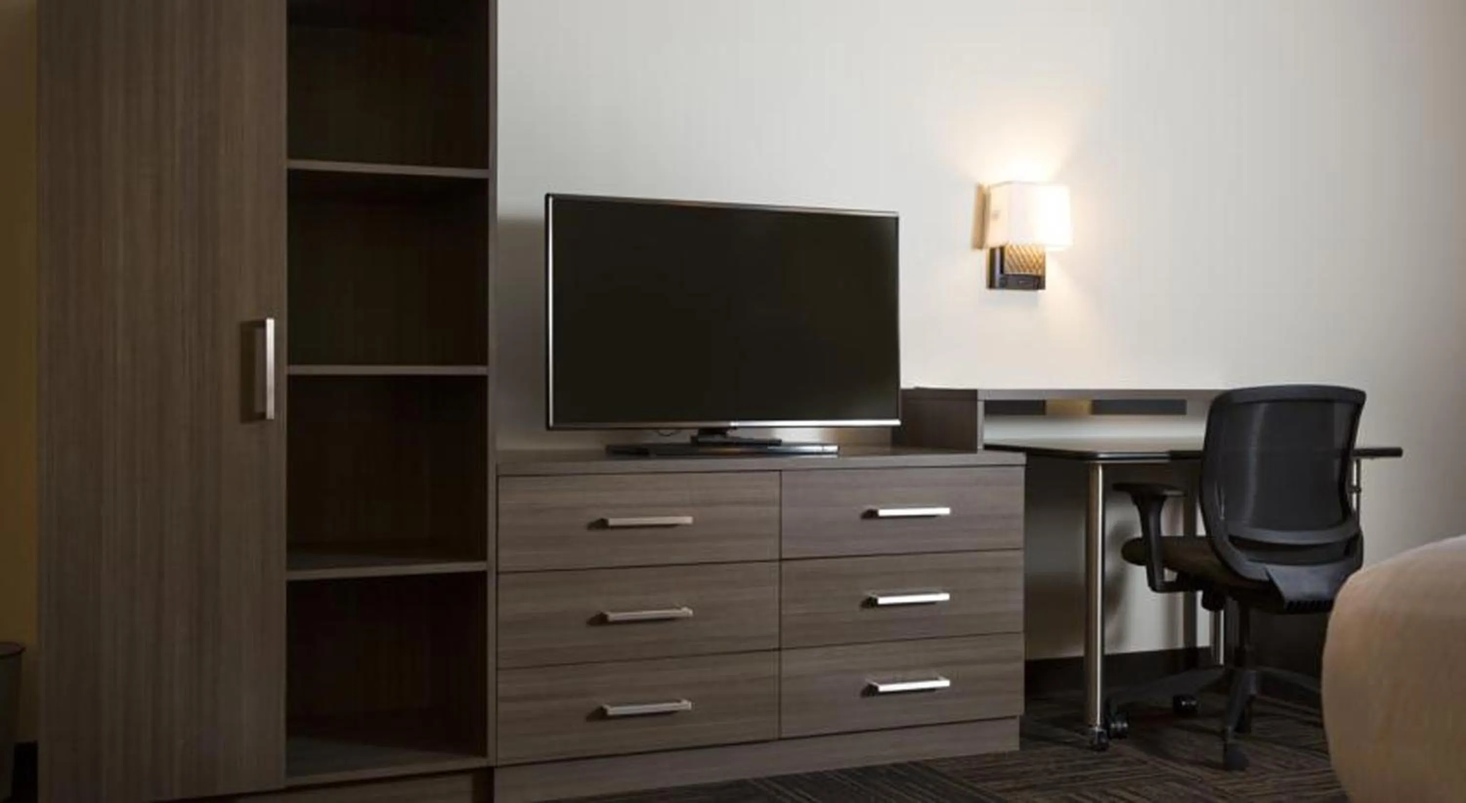 TV and multimedia in Extended Stay America Suites - Rock Hill