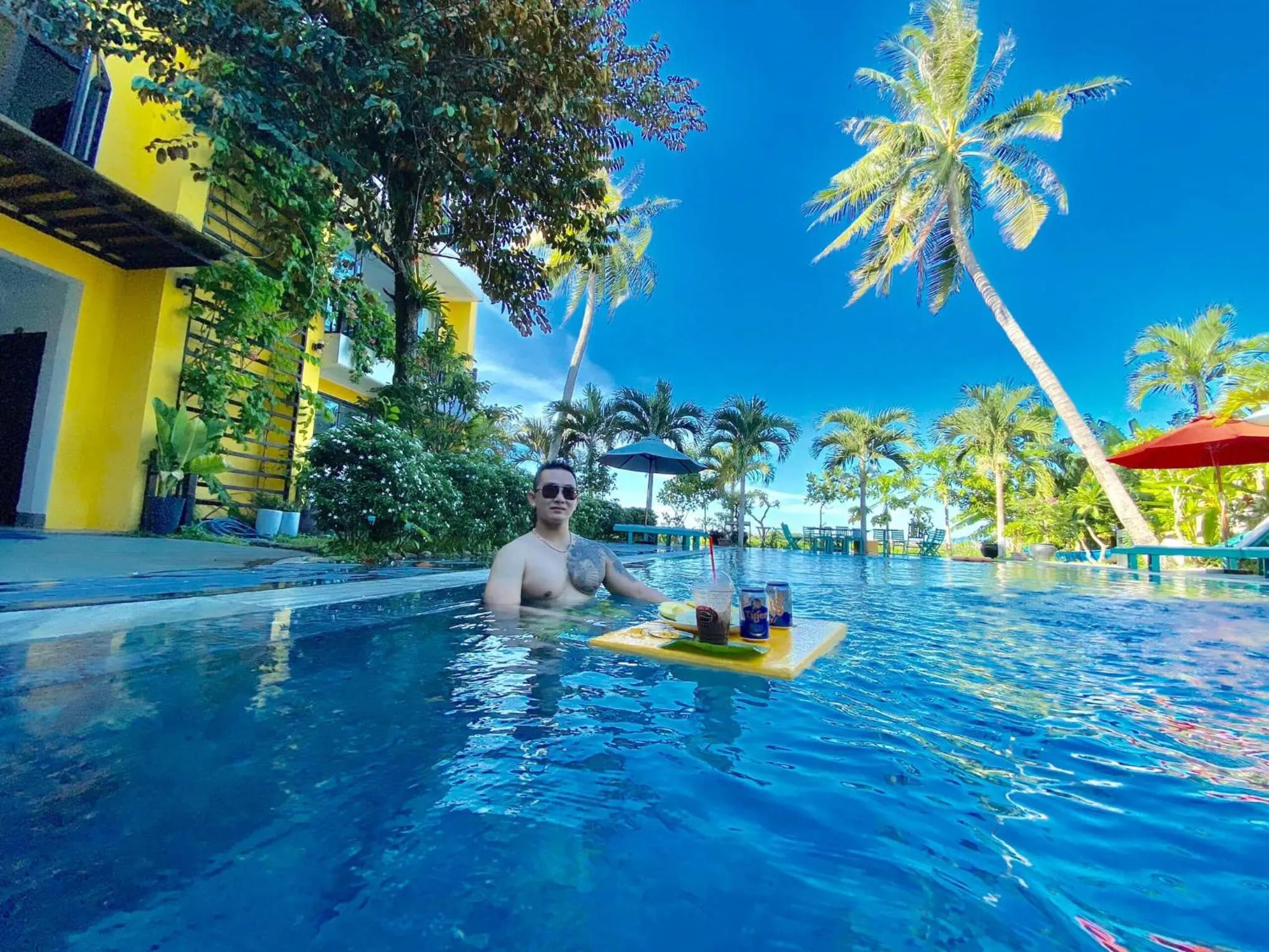 People in Hoi An Four Seasons Villa