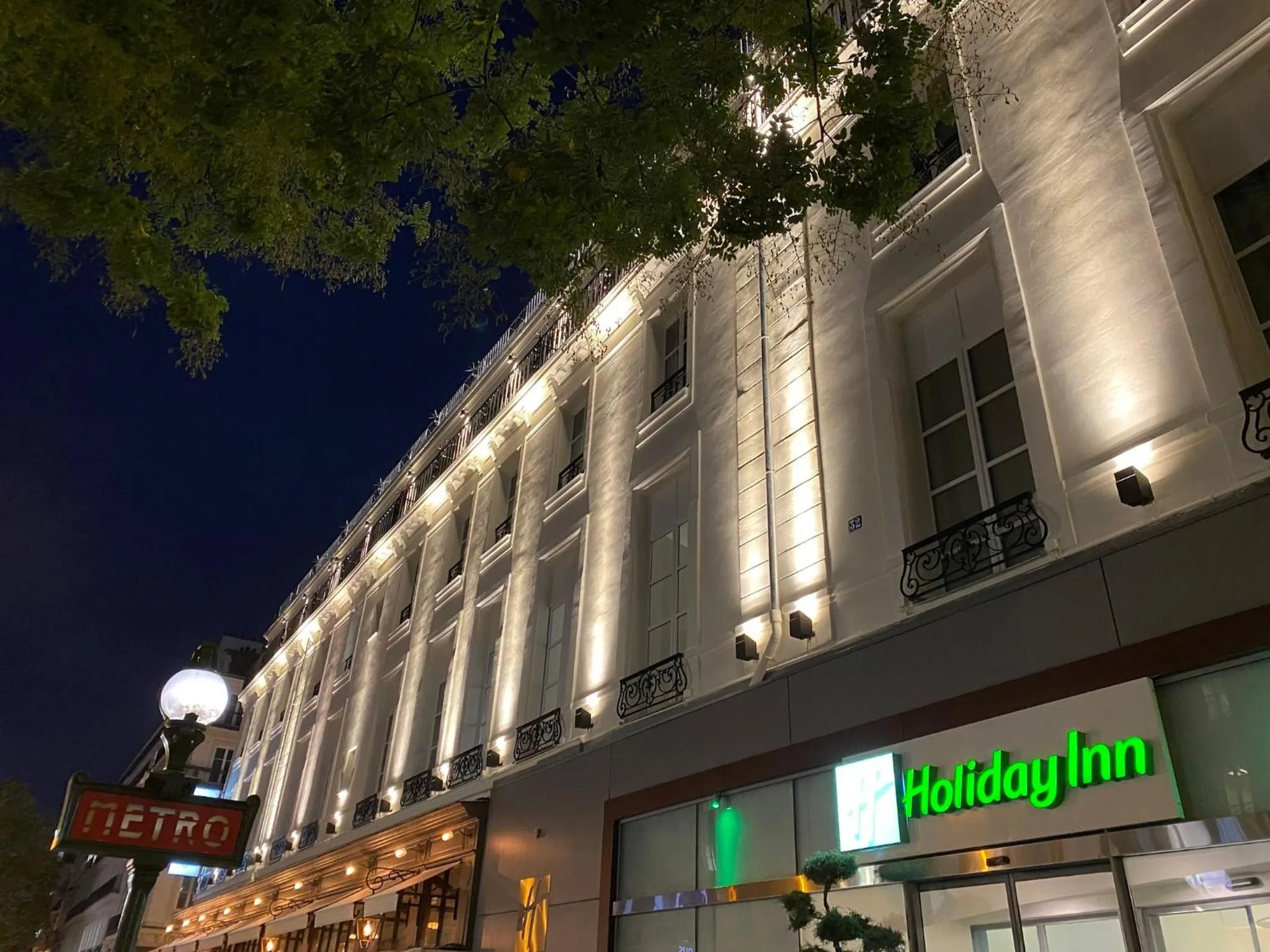 Property building in Holiday Inn Paris Opéra - Grands Boulevards by IHG