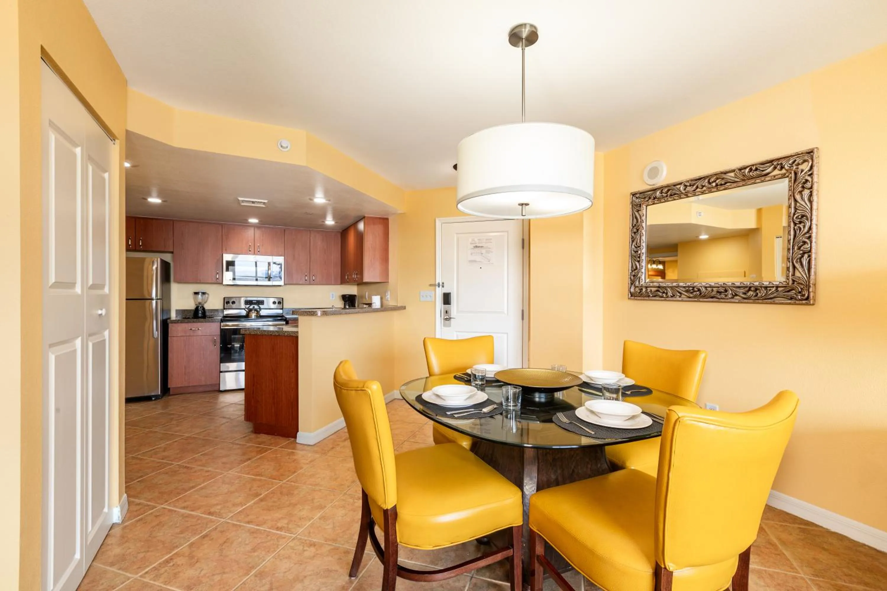 Dining area in The Grandview at Las Vegas