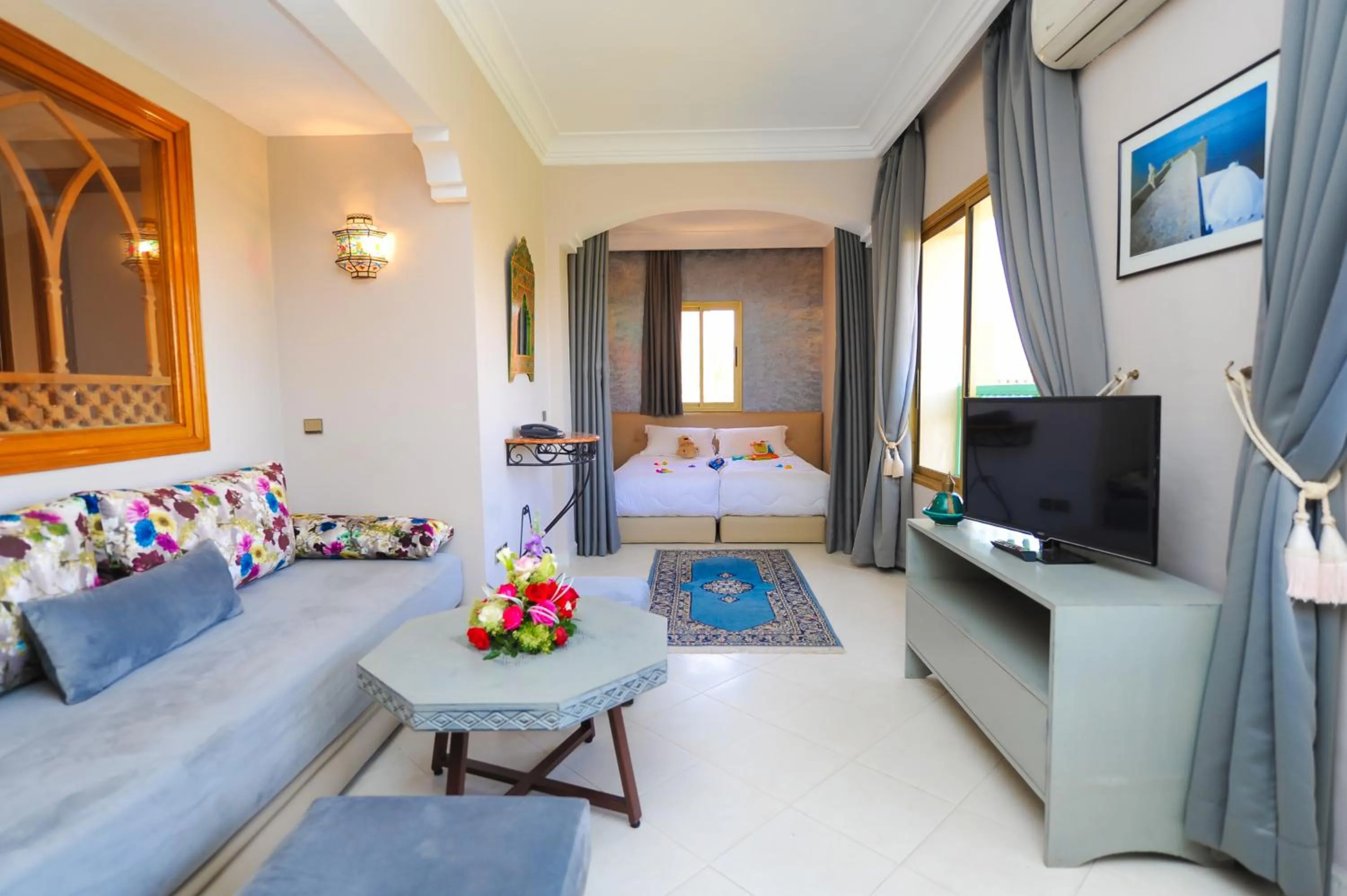 Living room, Bed in Appart-Hotel Amina Resort & Spa