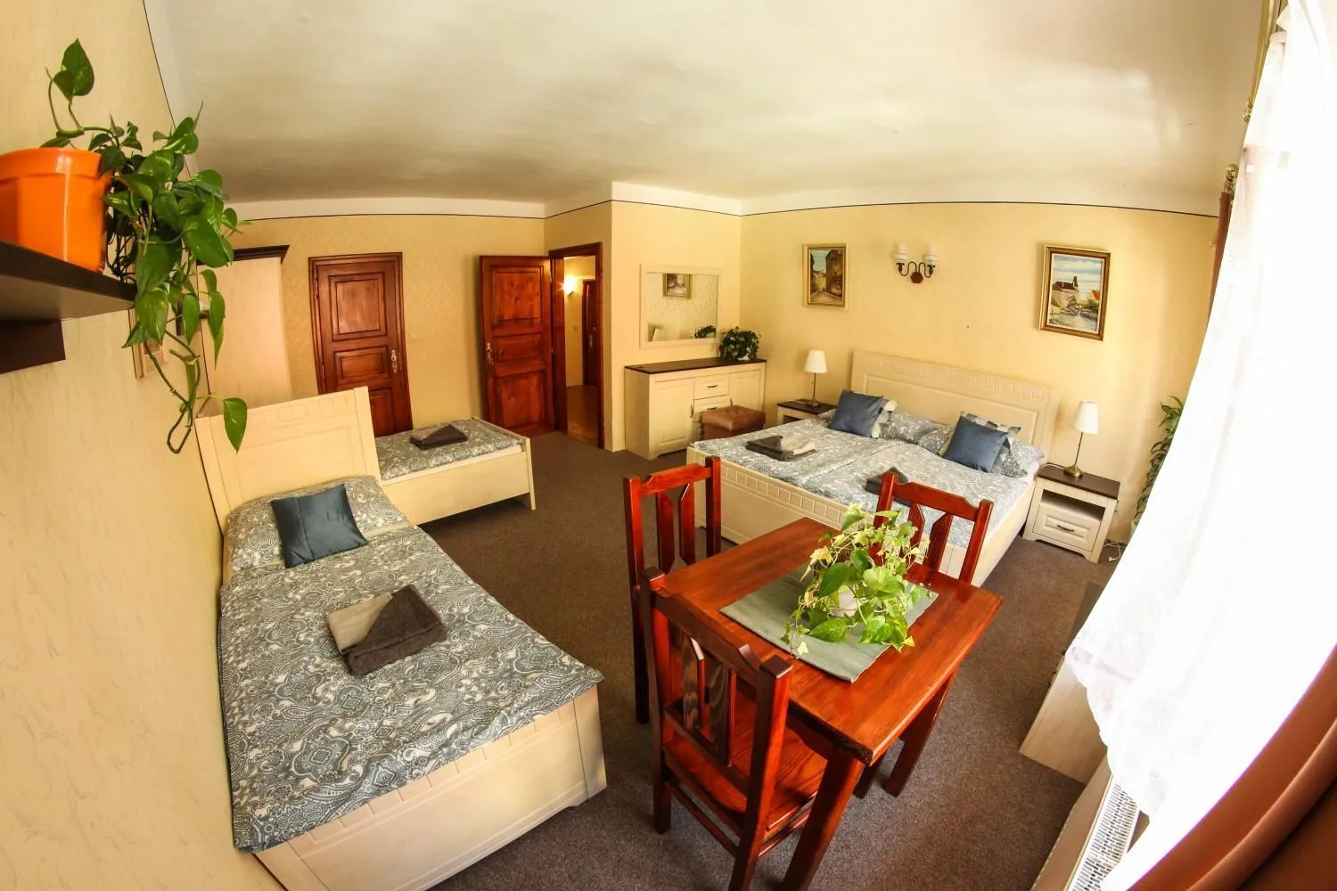 Photo of the whole room, Bed in Mini Hotel Abraka & Apartments