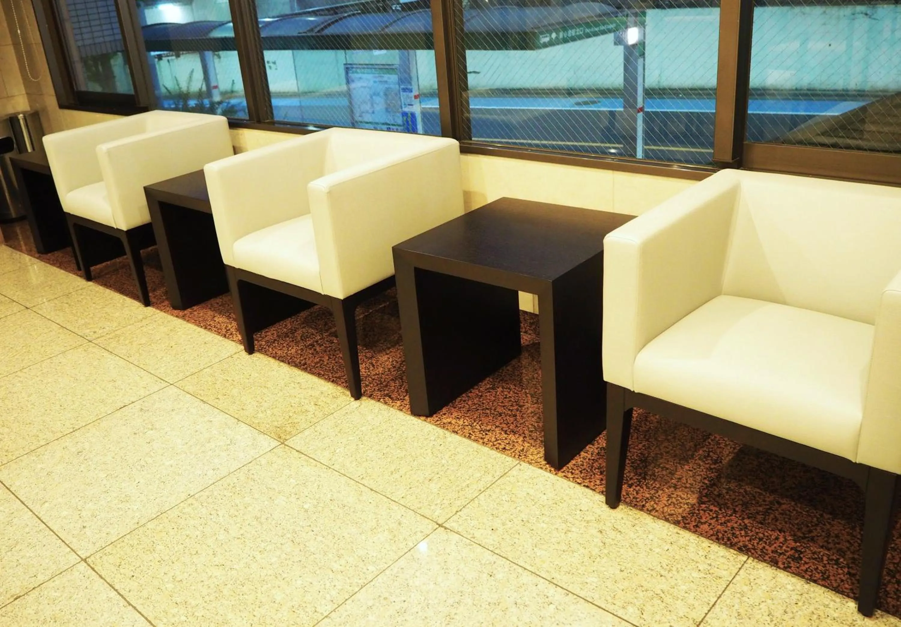 Lobby or reception in Smile Hotel Tokyo Shinkoiwa