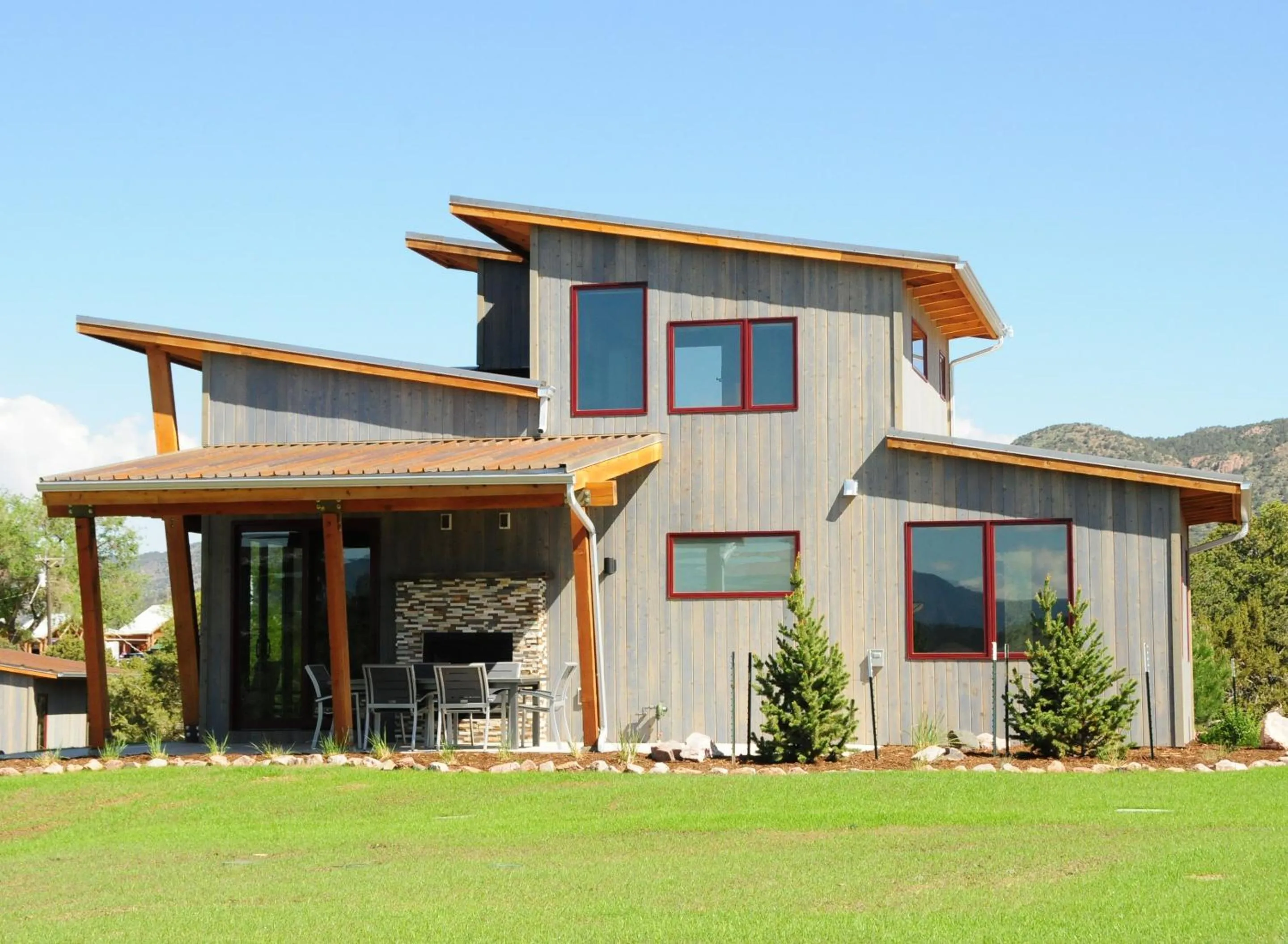 Facade/entrance in Royal Gorge Cabins