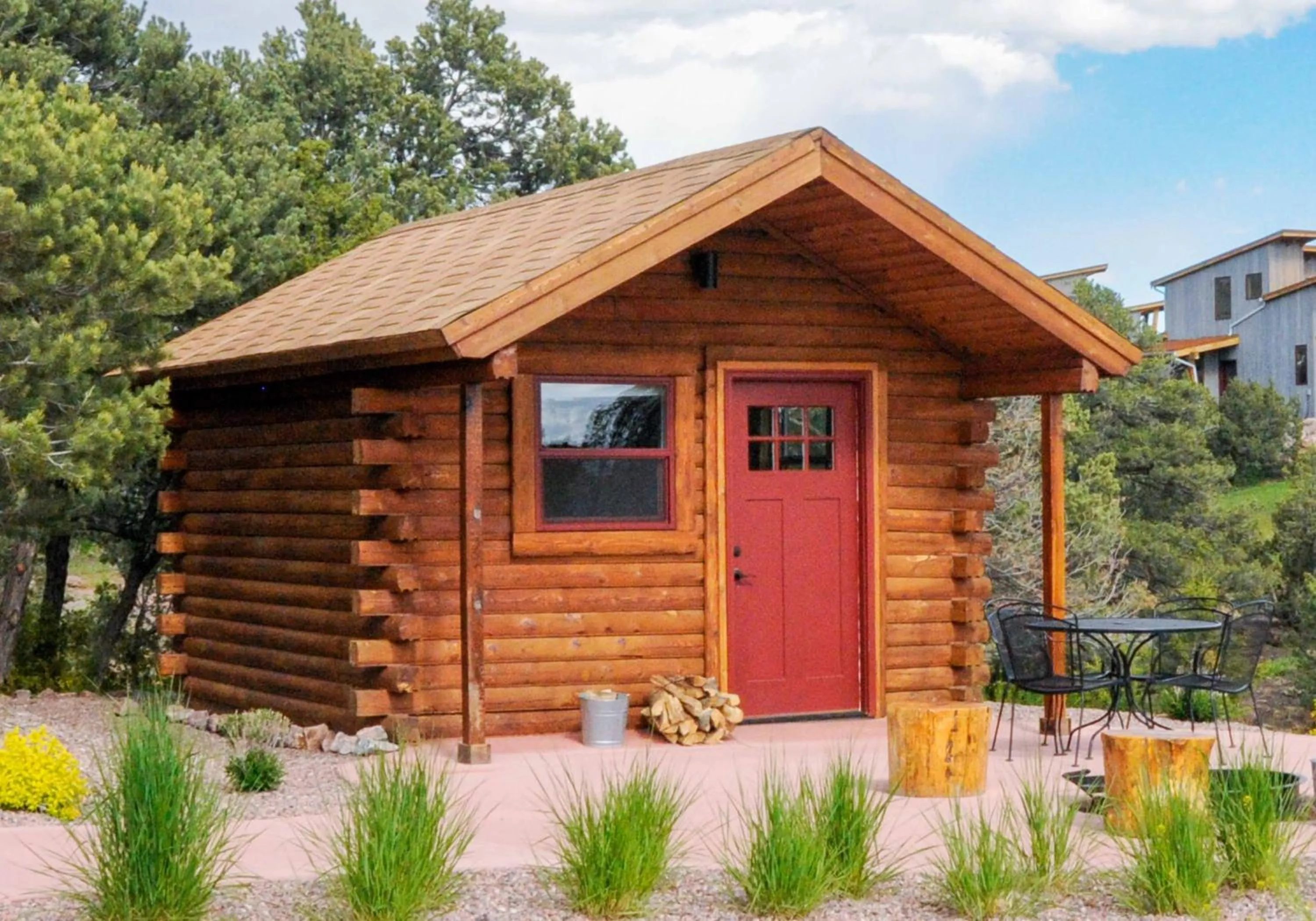 Property building in Royal Gorge Cabins