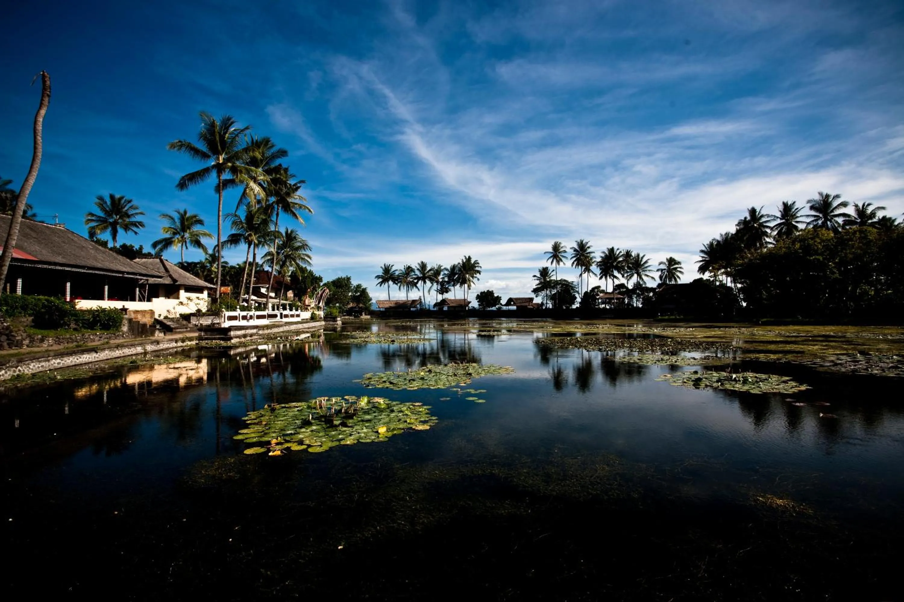 Facade/entrance in D'Tunjung Resort & Spa