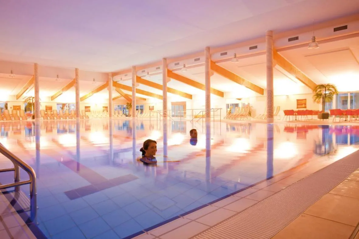 Swimming pool in Morada Strandhotel Ostseebad Kühlungsborn