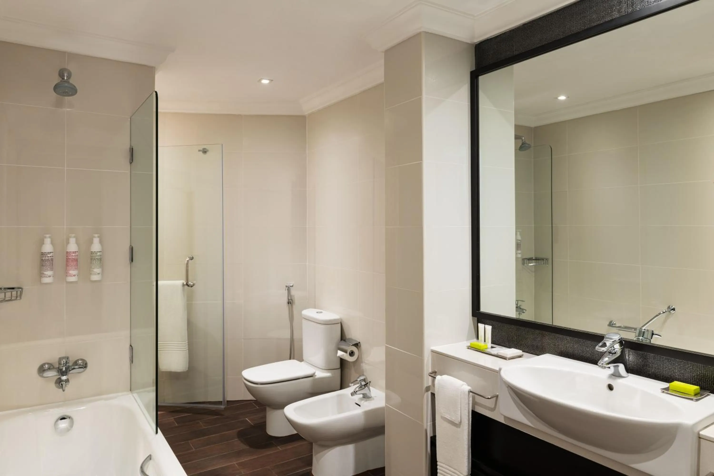 Bathroom in Le Meridien Mina Seyahi Beach Resort & Waterpark