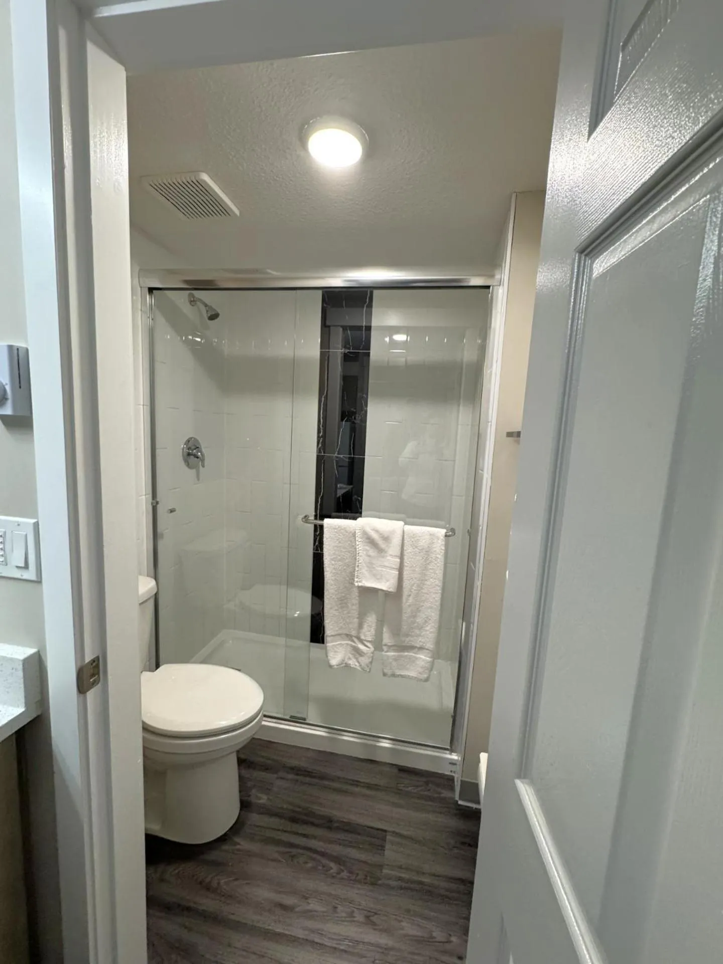 Shower in Western Budget Motel #1 Leduc/Nisku