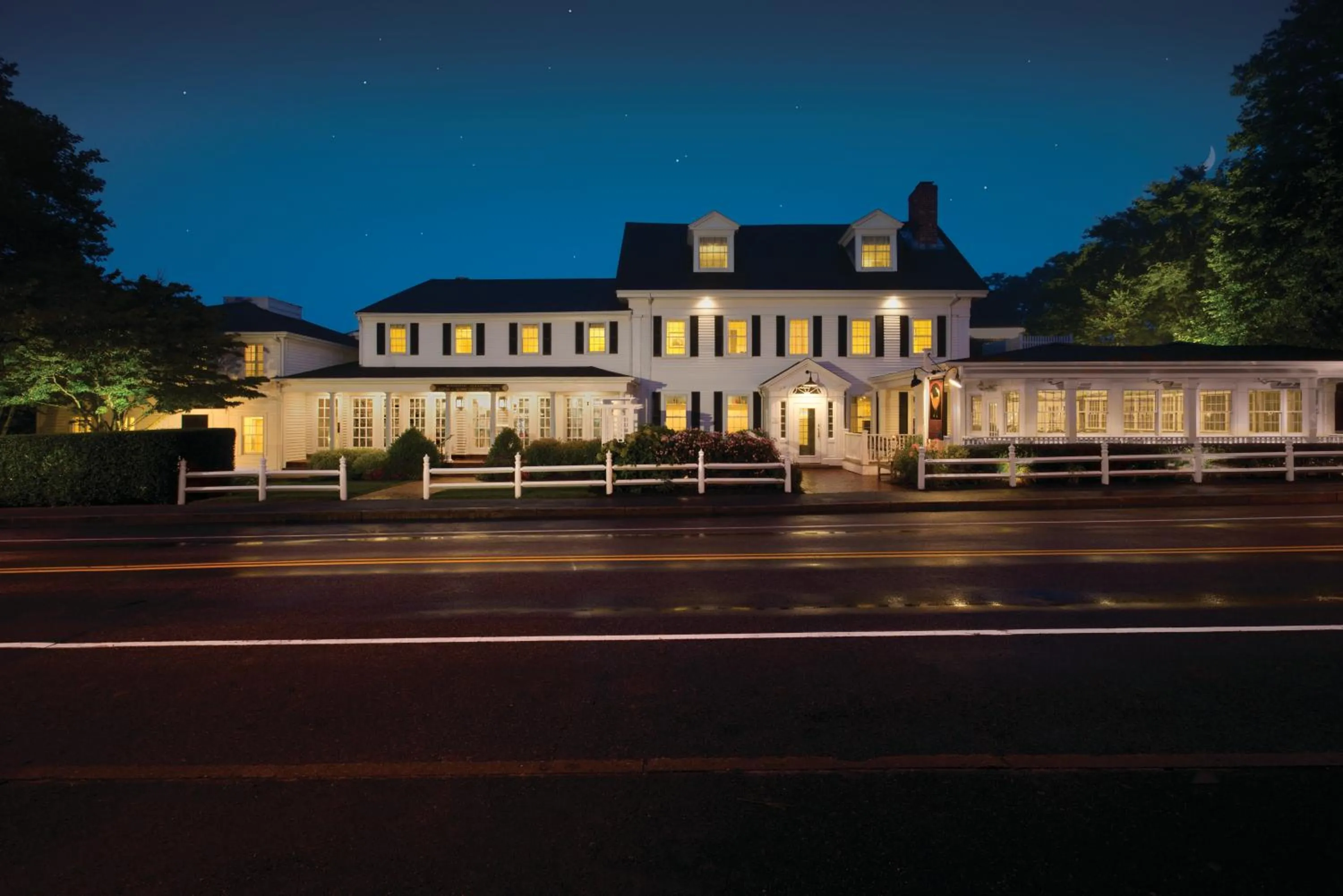 Property building in Chatham Wayside Inn