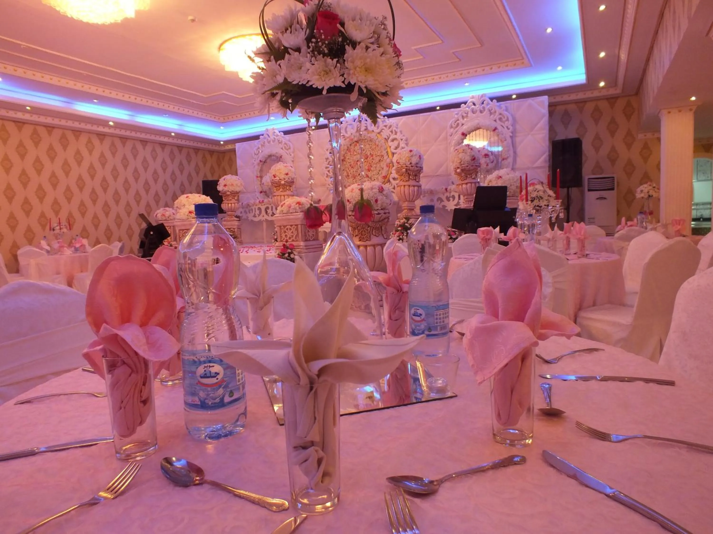 Restaurant/places to eat in Verona Resorts Sharjah