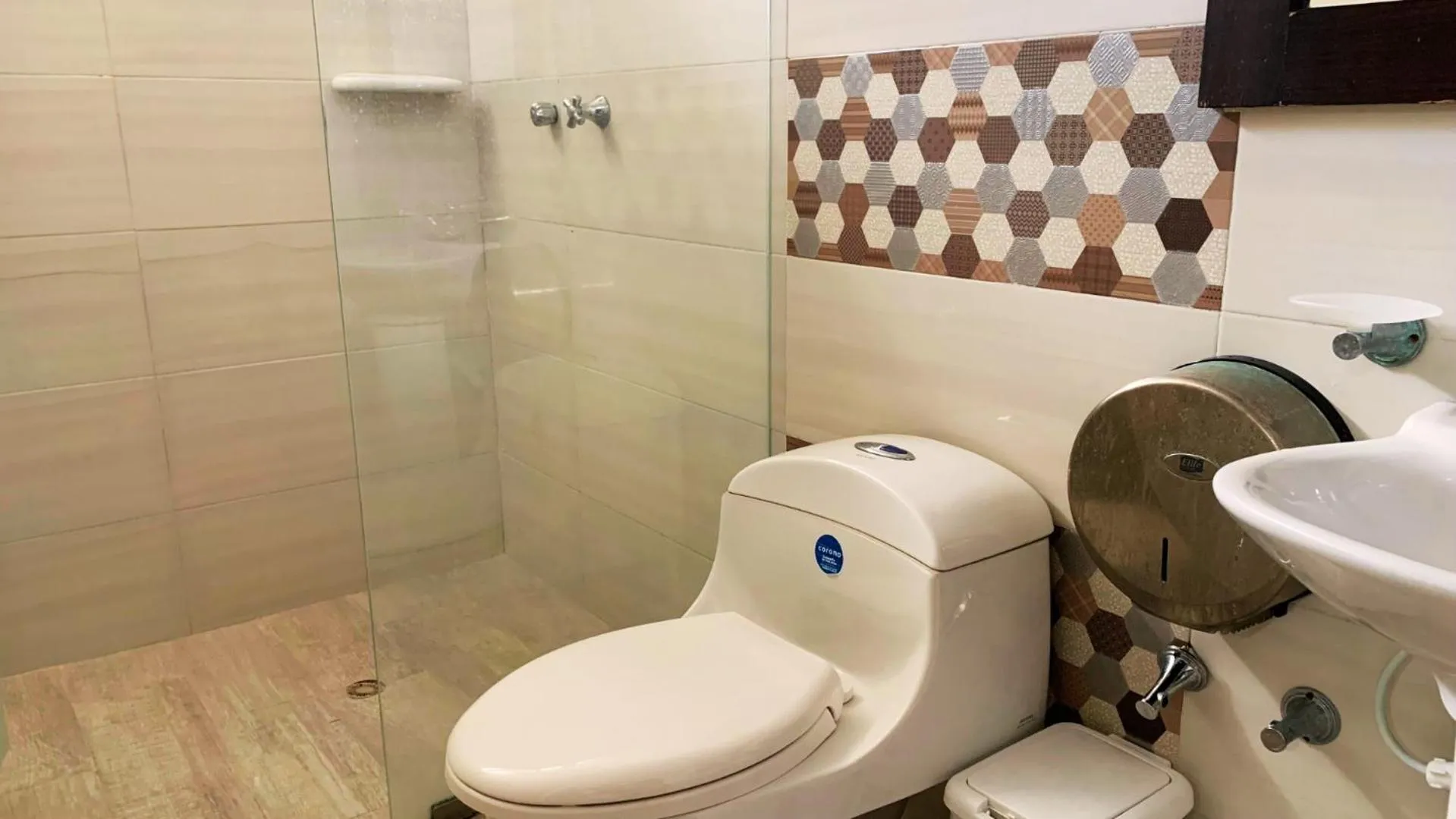 Shower in Apartahotel Bahia Tropical III