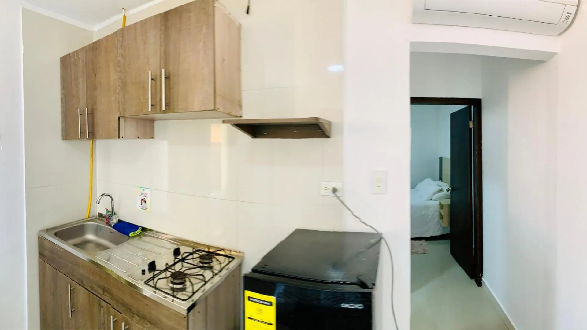 Kitchen or kitchenette in Apartahotel Bahia Tropical III