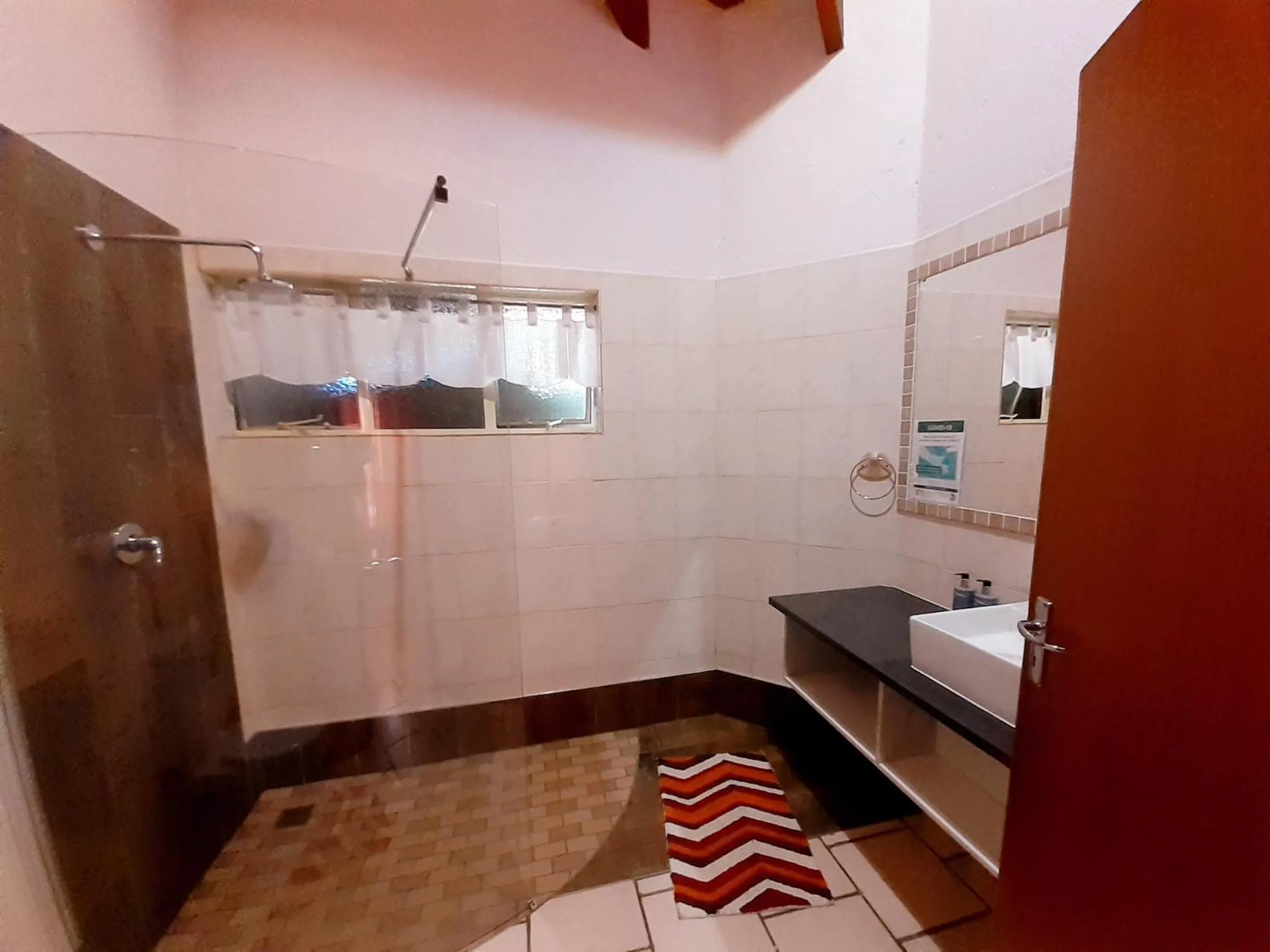 Bathroom in Tatenda Guest House