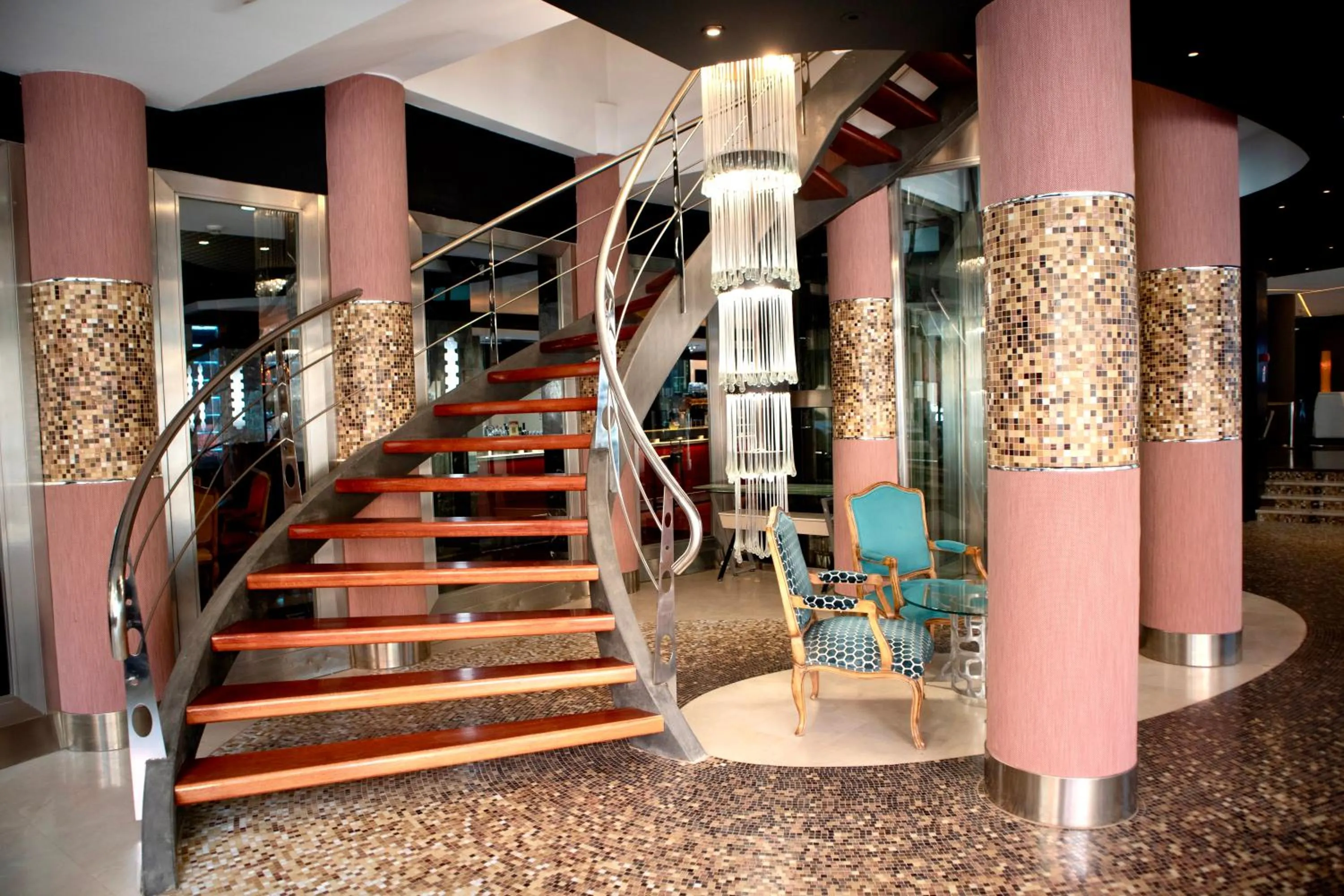 Lobby or reception in Hotel Benetusser