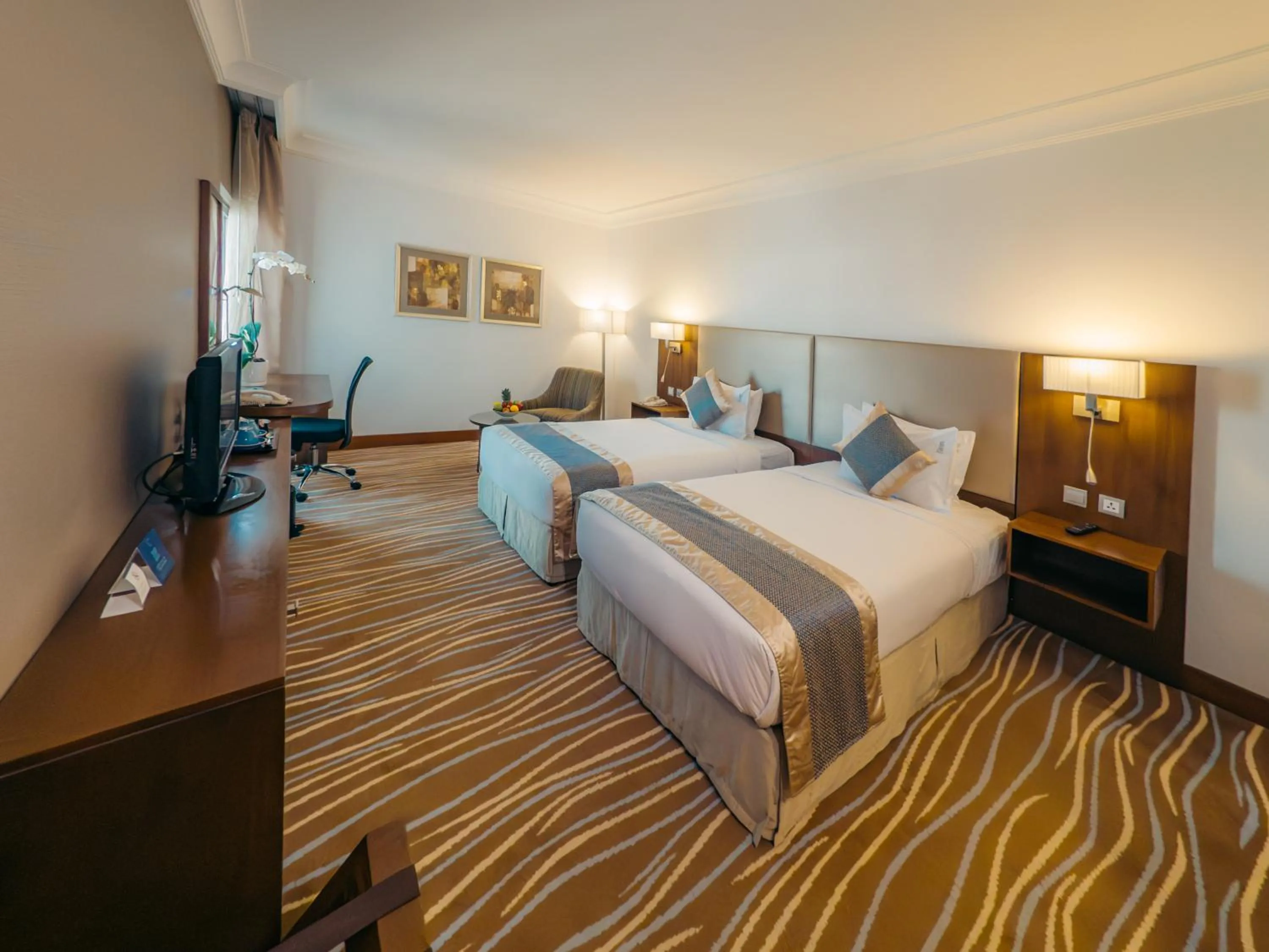 Bed in Copthorne Downtown by Millennium