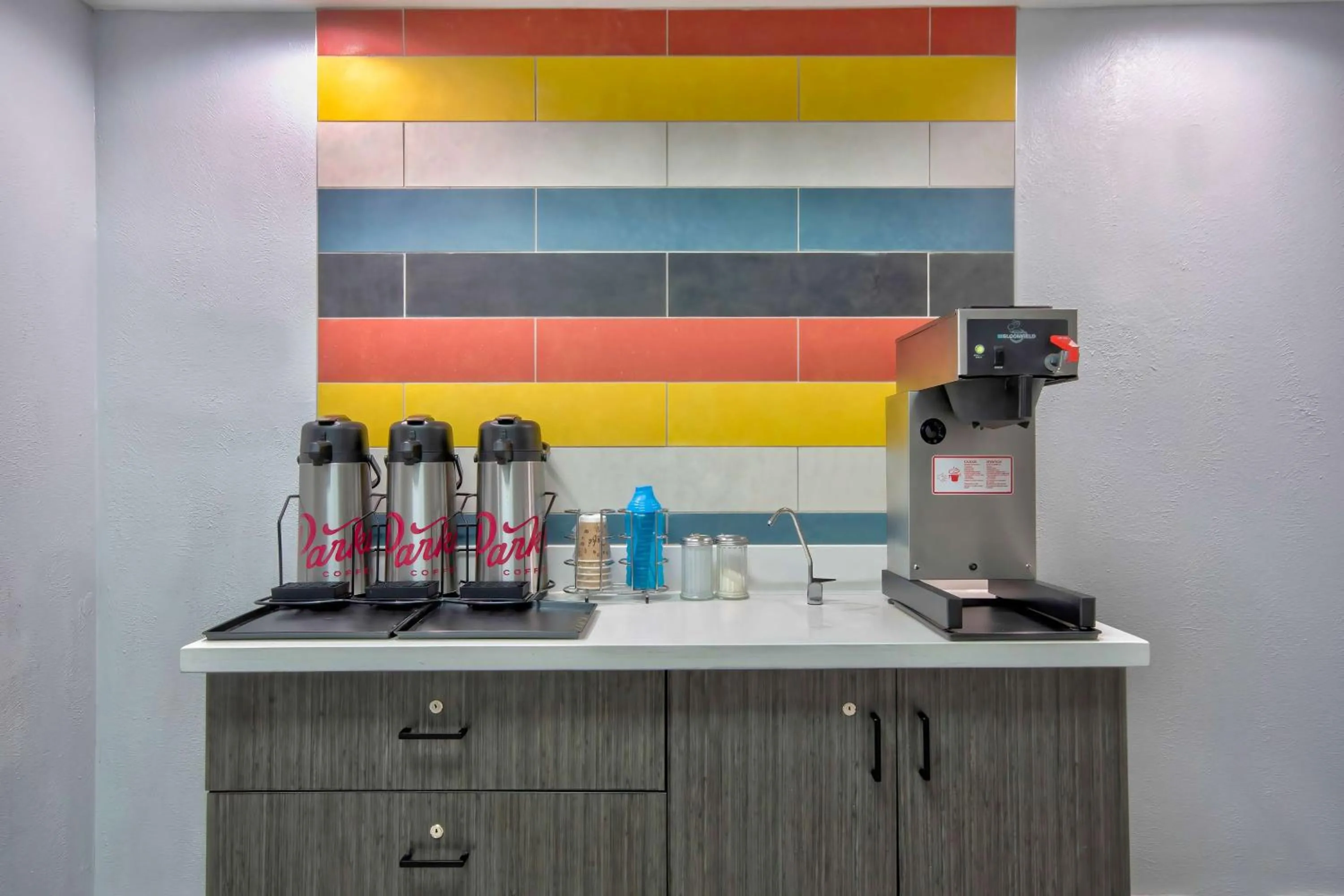 Property building in Studio 6 Rosenberg TX