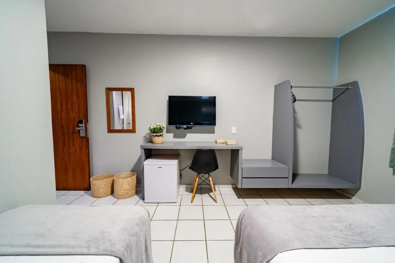 TV and multimedia, Bed in Fortpraia Hotel