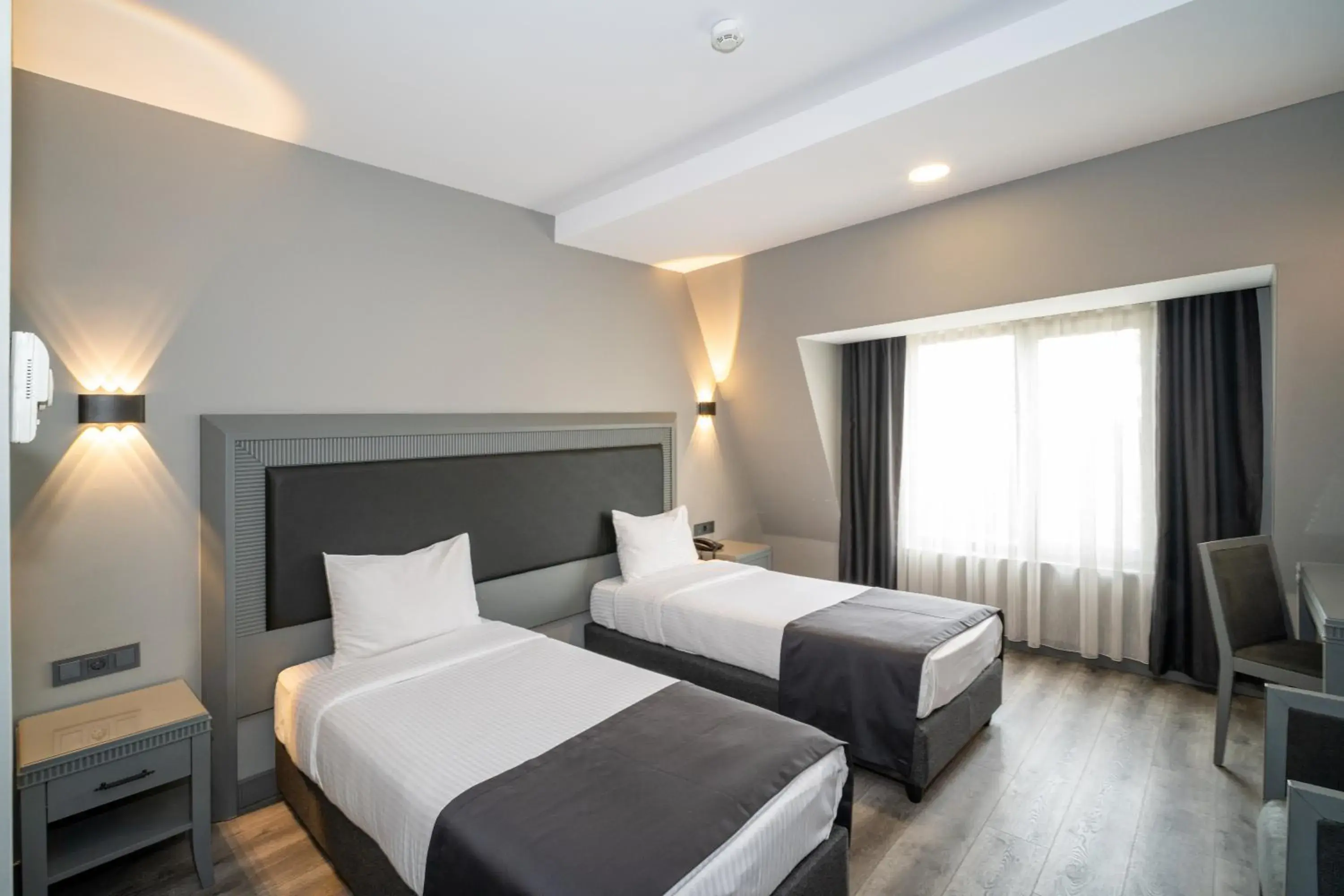 Standard Twin Room in Grand S Hotel Standard Twin Room in Grand S Hotel