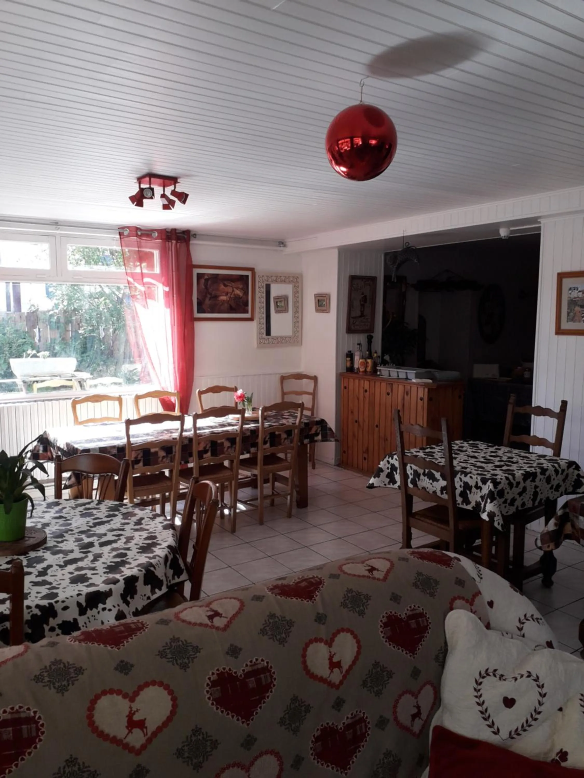 Restaurant/places to eat in Pension Saint Antoine