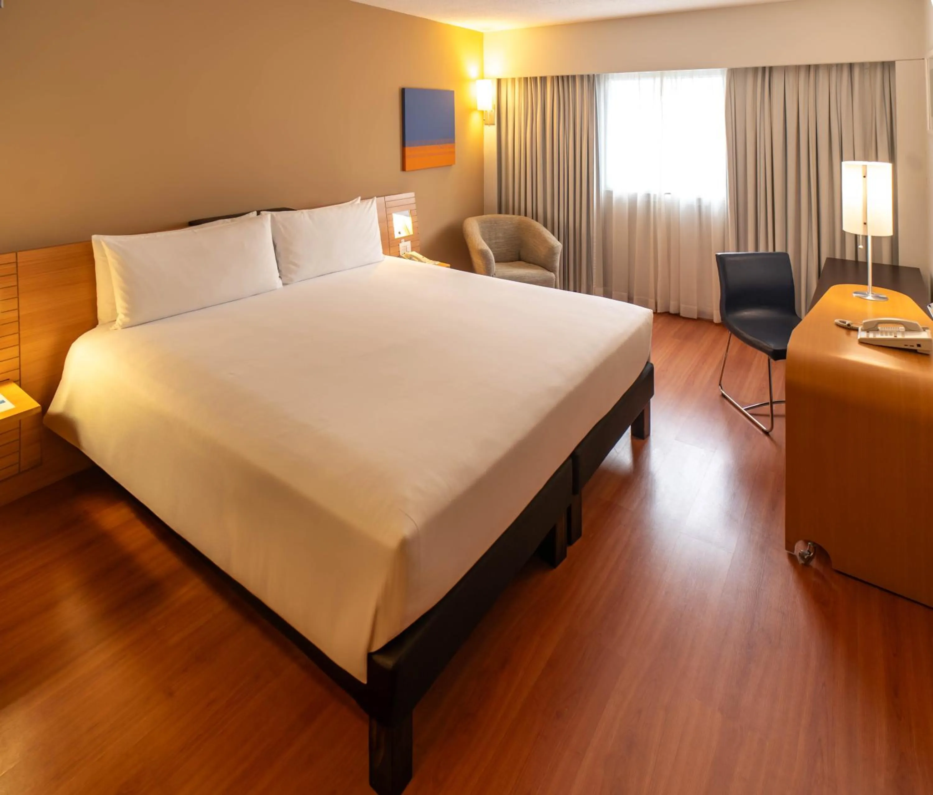 Bedroom, Bed in Novotel Lima San Isidro