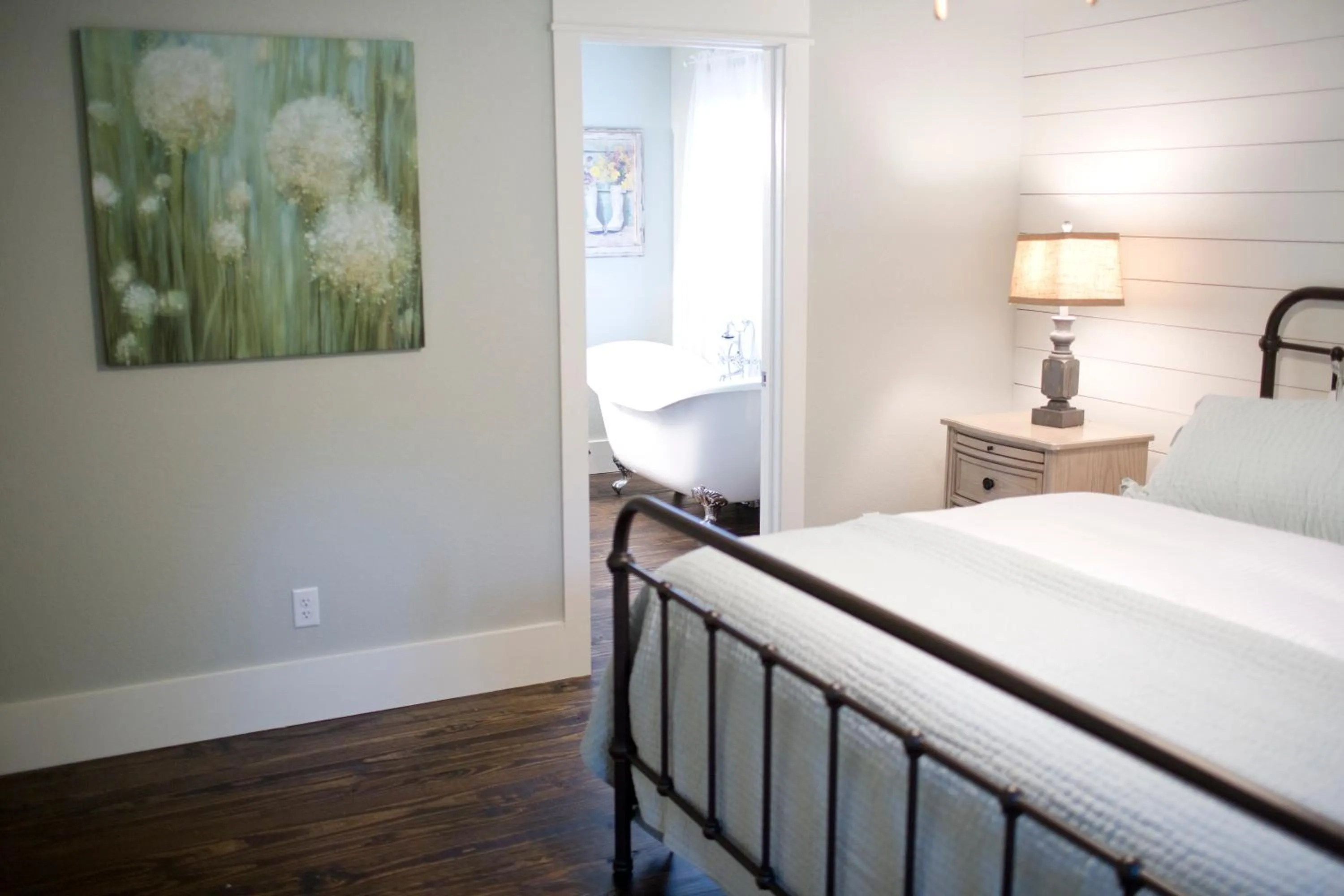 Bed in Stonehill Cottages