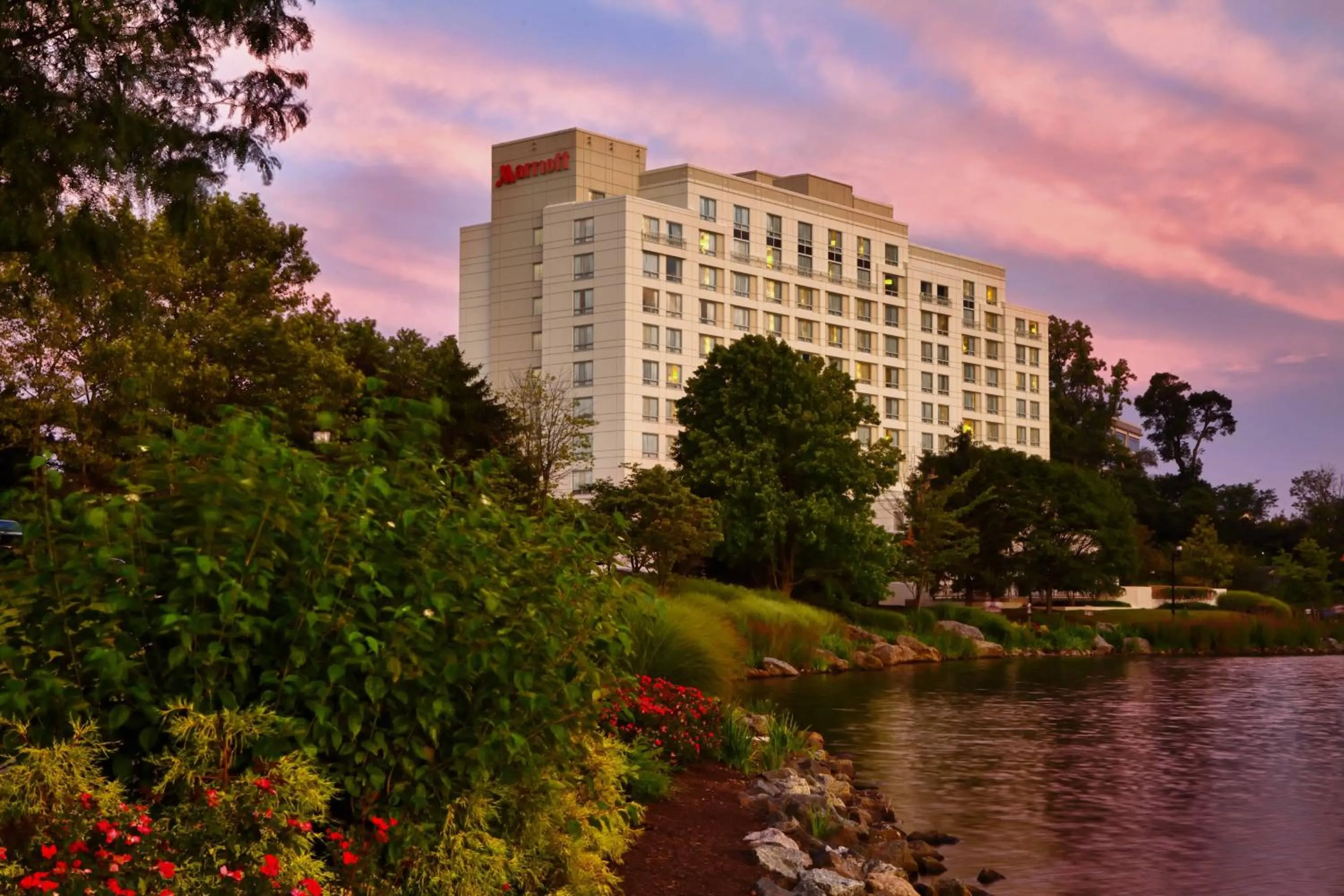 Property building in Gaithersburg Marriott Washingtonian Center