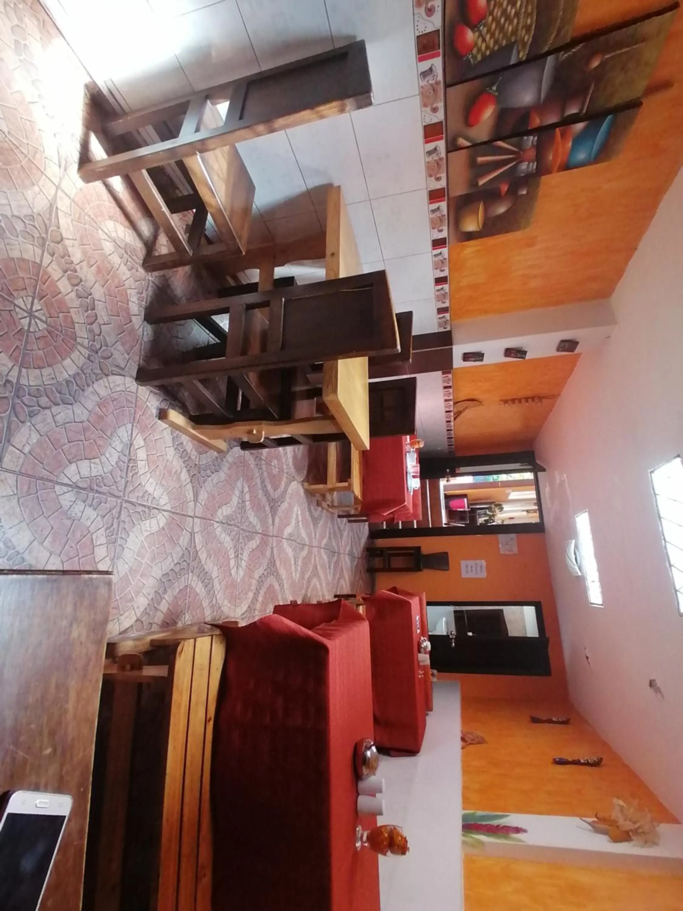 Restaurant/places to eat in Hotel Andino