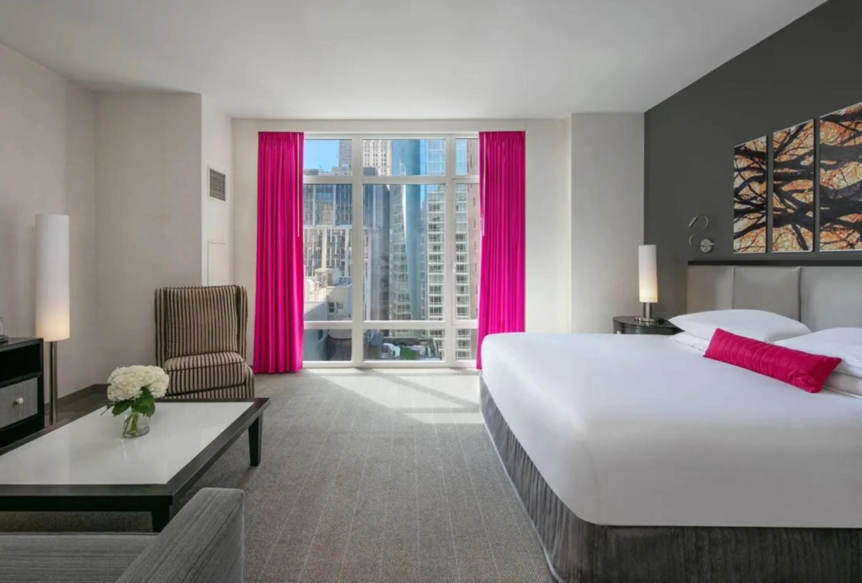 Bed in Royalton Park Avenue