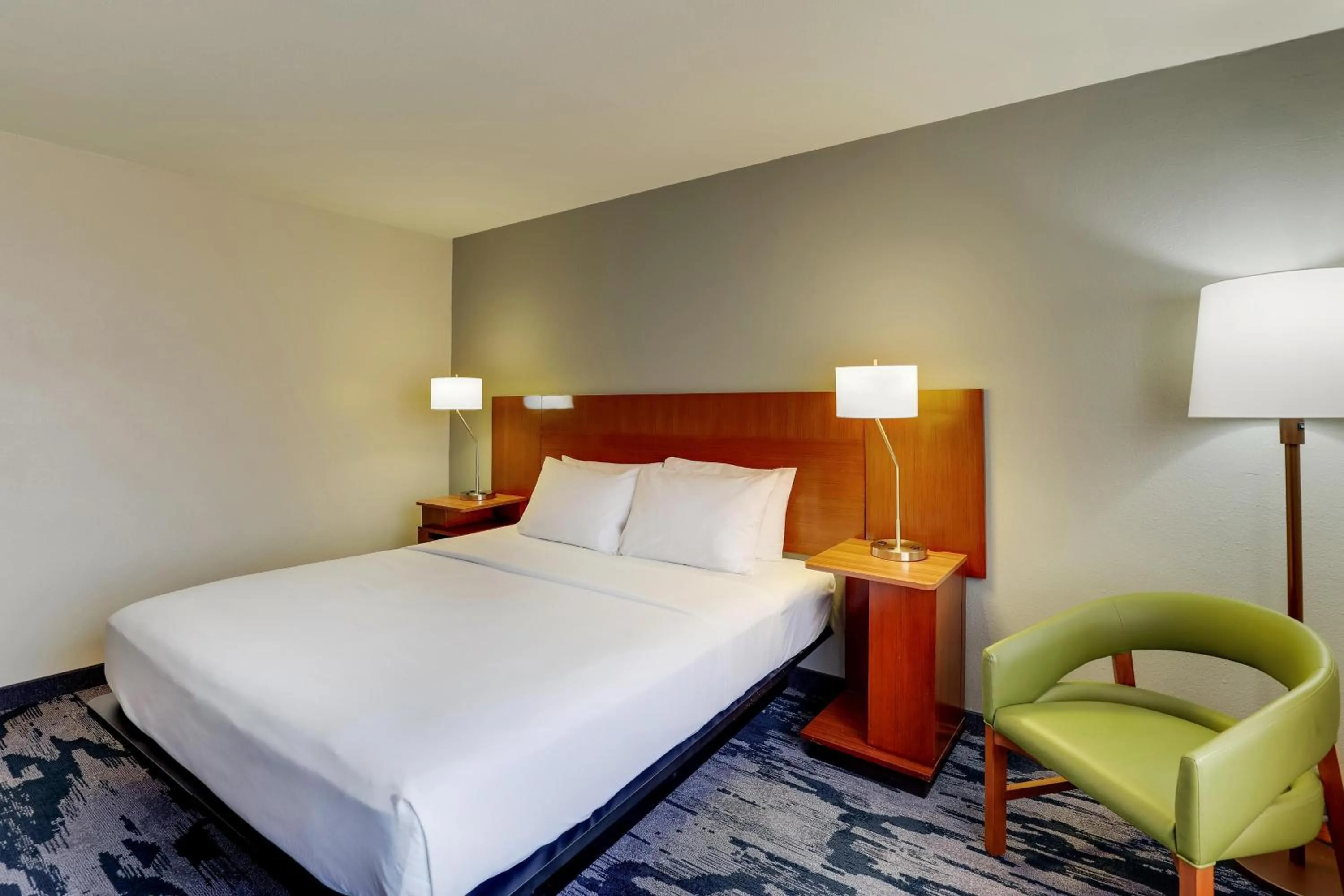 Bedroom, Bed in Las Colinas Inn Irving, SureStay Collection by Best Western