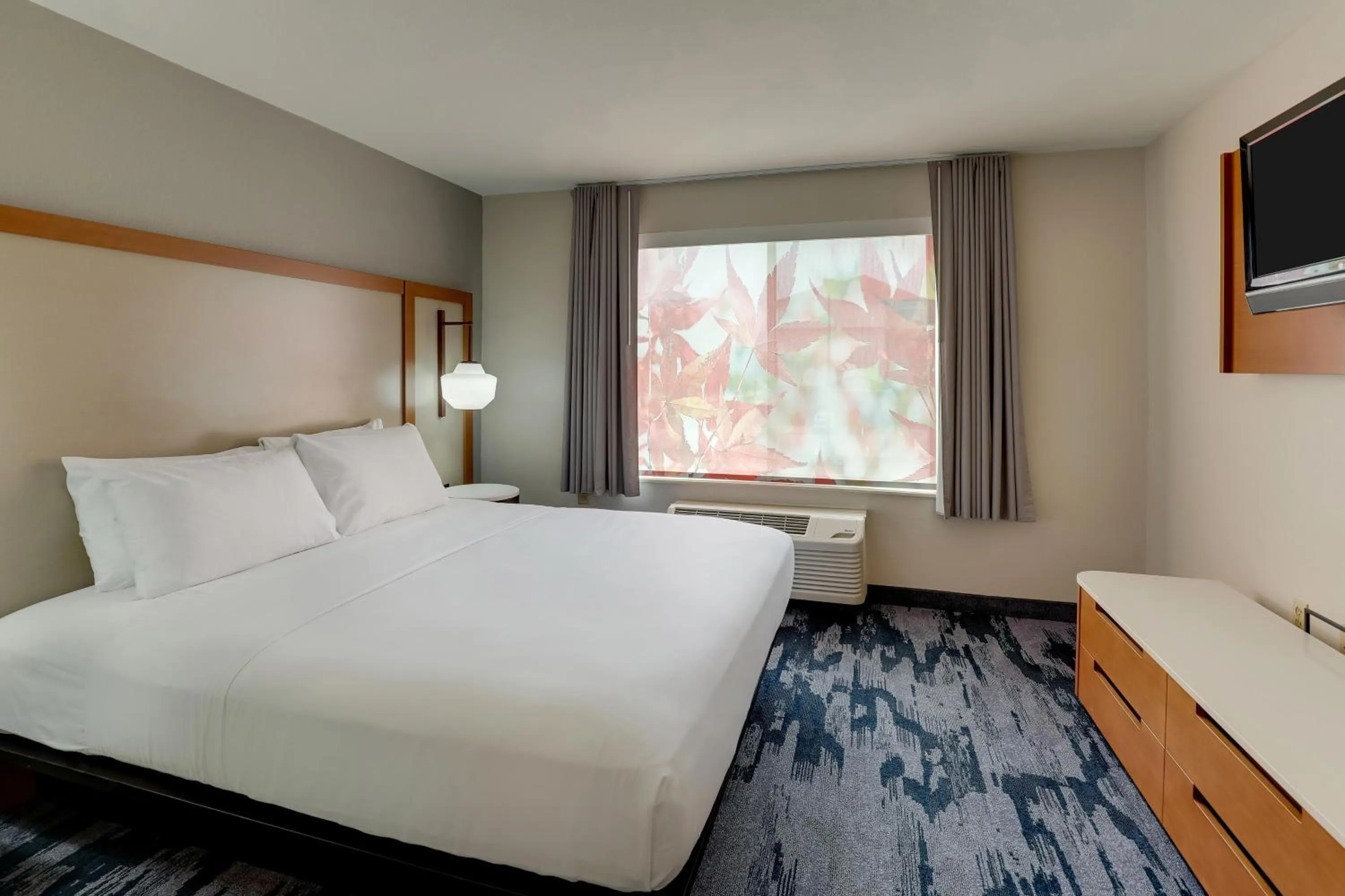 Photo of the whole room, Bed in Las Colinas Inn Irving, SureStay Collection by Best Western