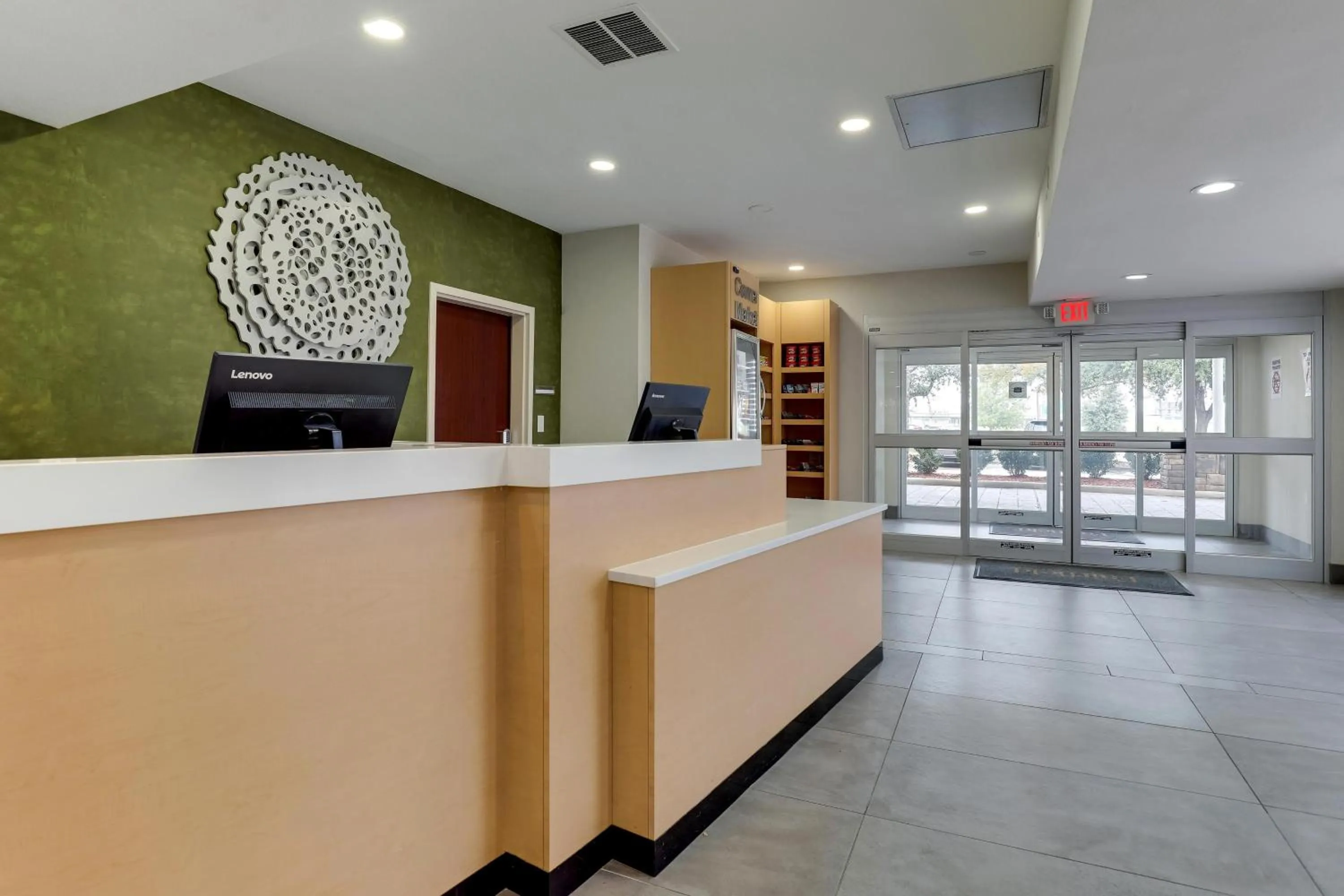 Lobby or reception in Las Colinas Inn Irving, SureStay Collection by Best Western