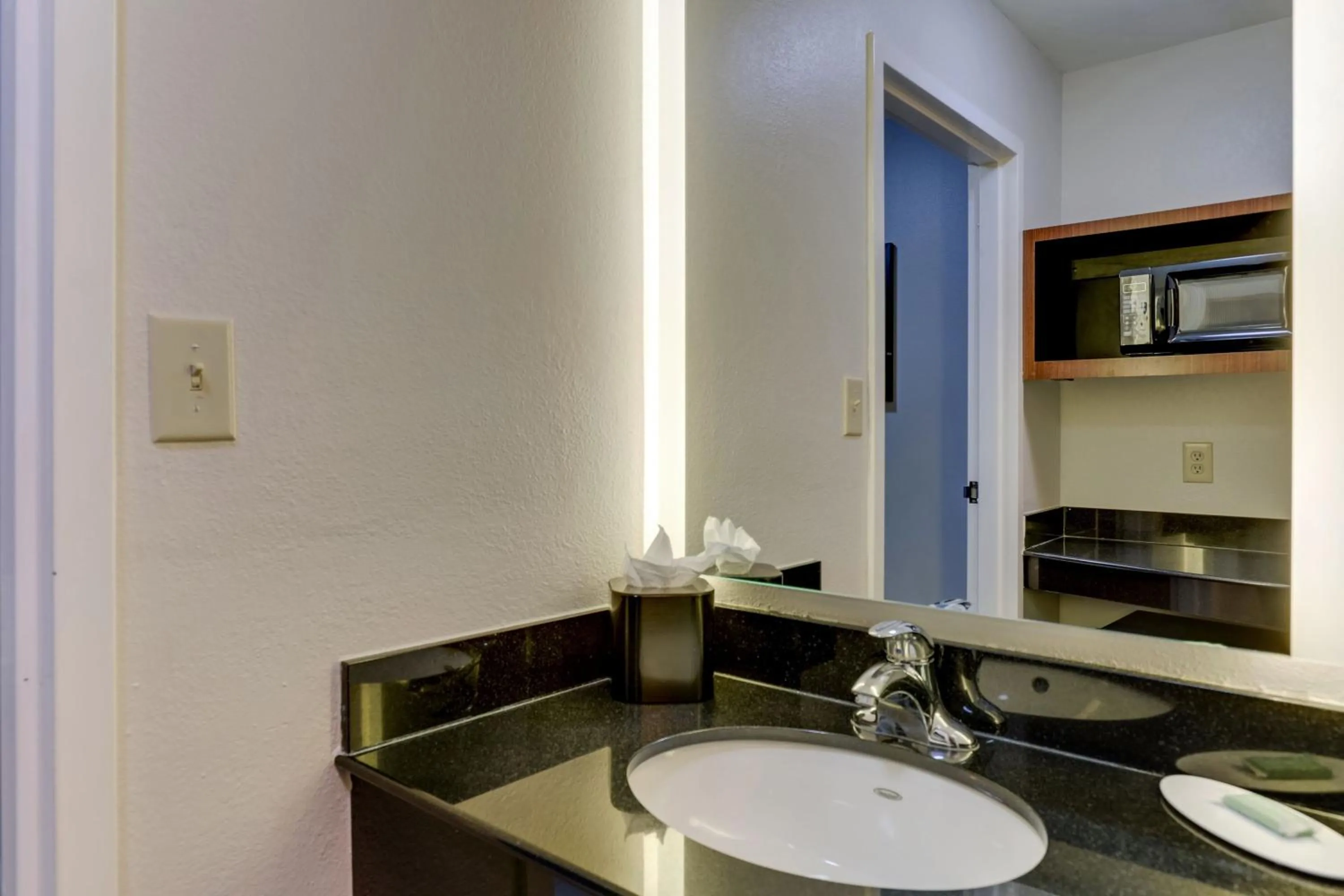 Bathroom in Fairfield Inn by Marriott Las Colinas