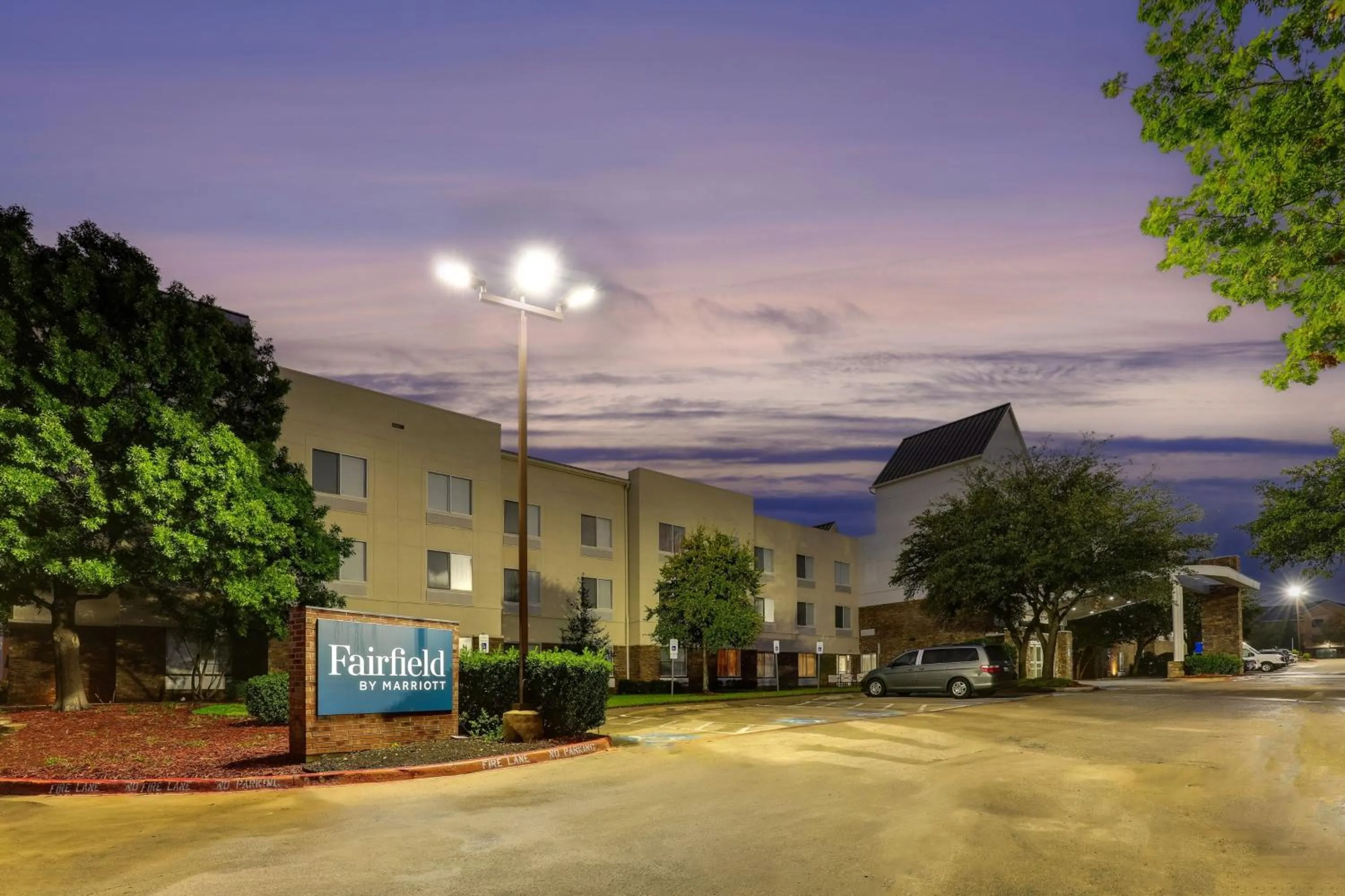Property building in Fairfield Inn by Marriott Las Colinas