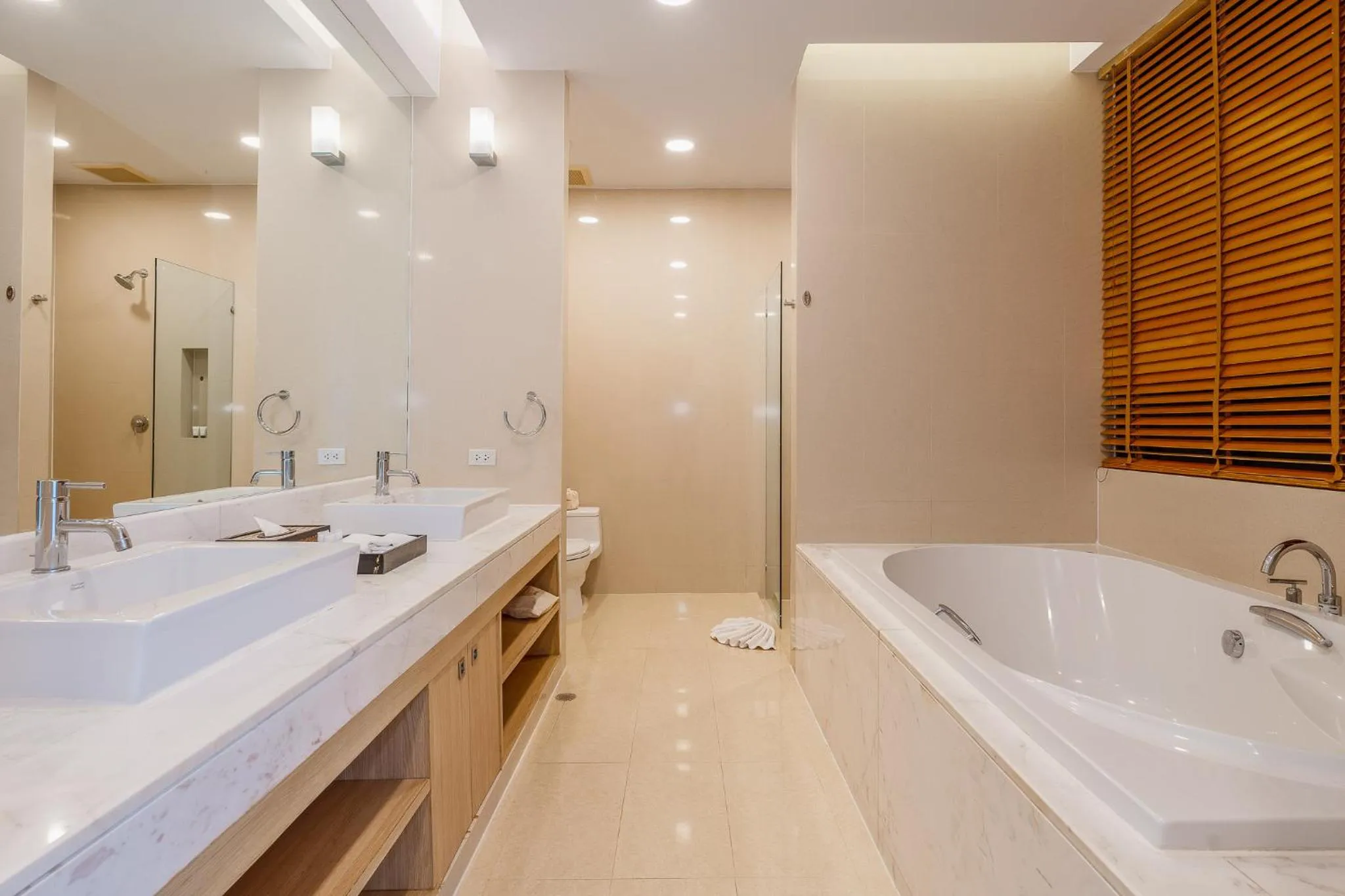 Shower in Splash Beach Resort Phuket Family-Friendly Water Park Resort Near Phuket Airport