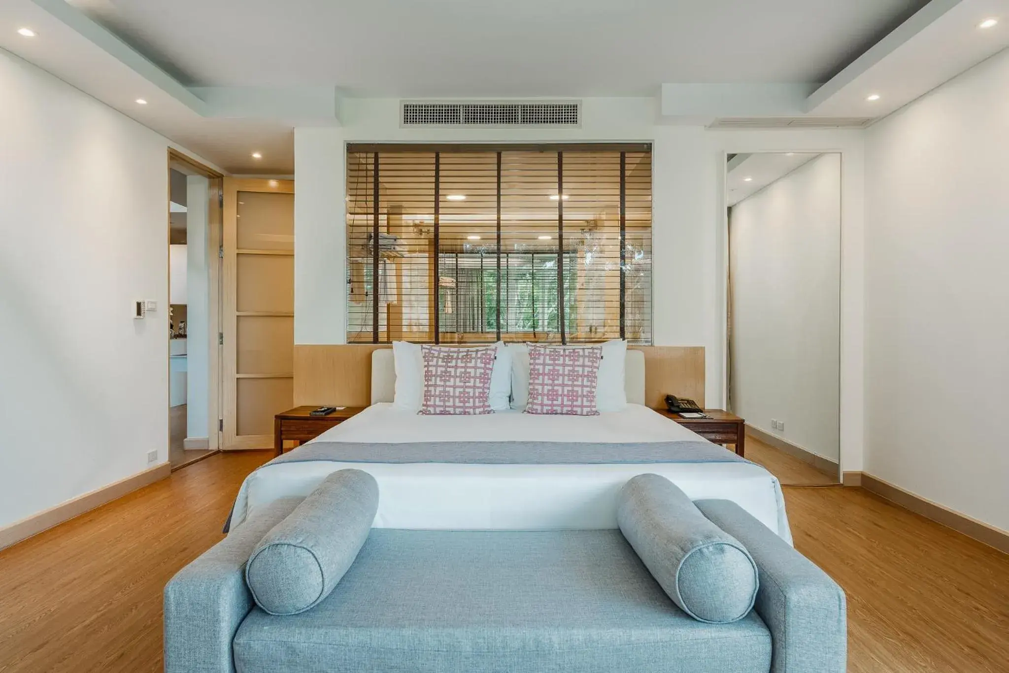 3 BR Penthouse Pool Suite with kitchen in Splash Beach Resort Phuket Family-Friendly Water Park Resort Near Phuket Airport 3 BR Penthouse Pool Suite with kitchen in Splash Beach Resort Phuket Family-Friendly Water Park Resort Near Phuket Airport