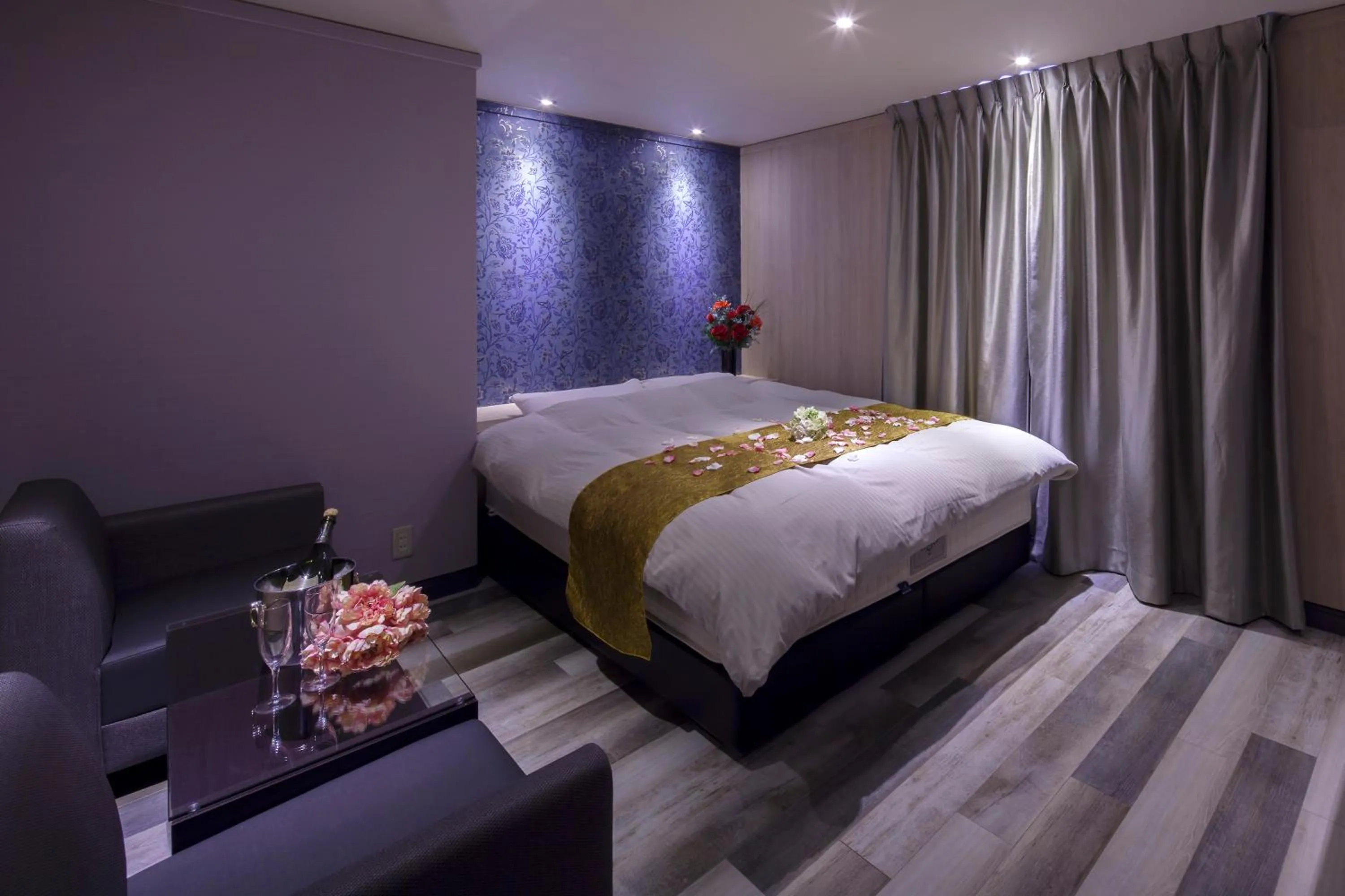 Bed in ホテルオリジン Hotel Origin 男塾ホテルグループ