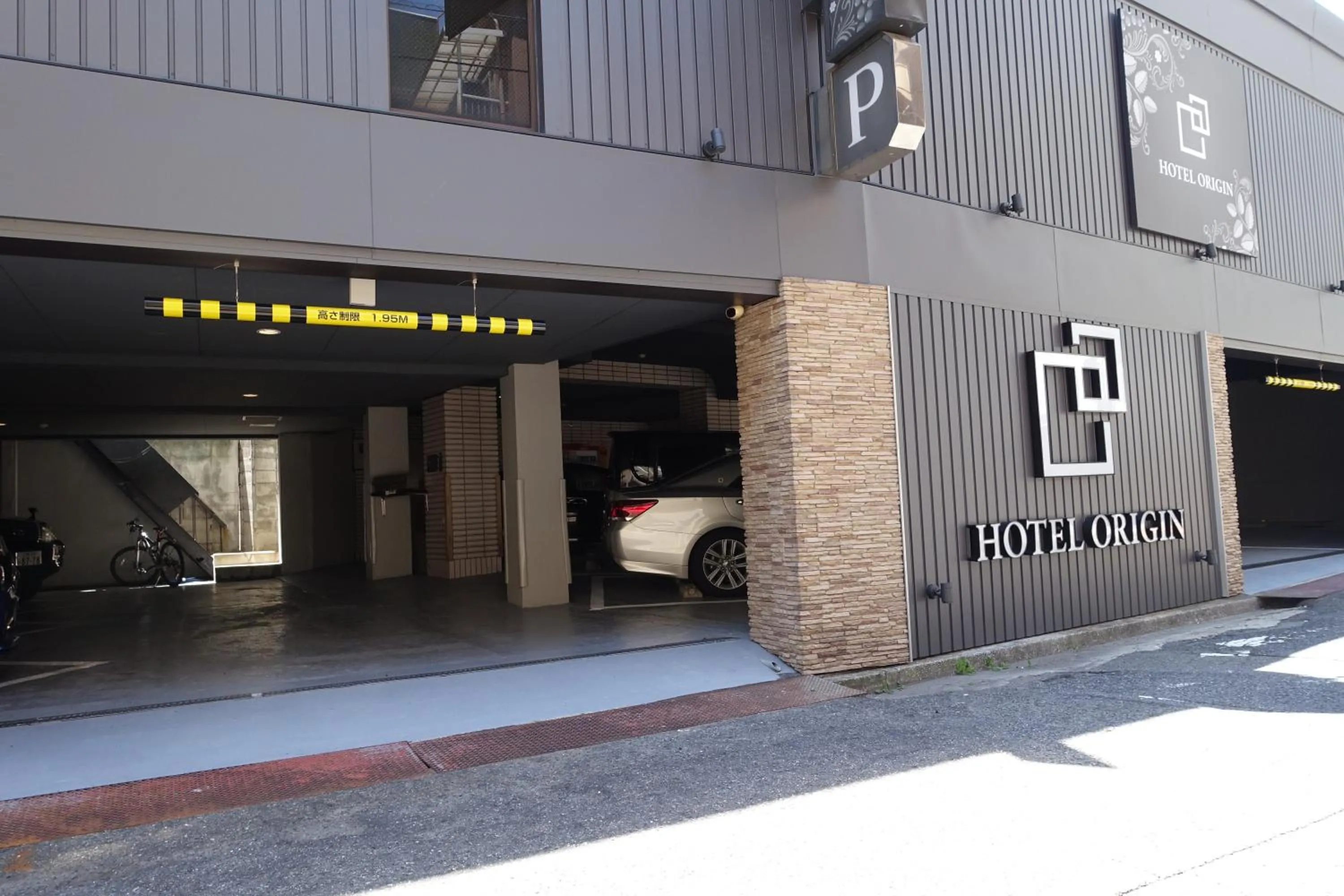 Facade/entrance in ホテルオリジン Hotel Origin 男塾ホテルグループ