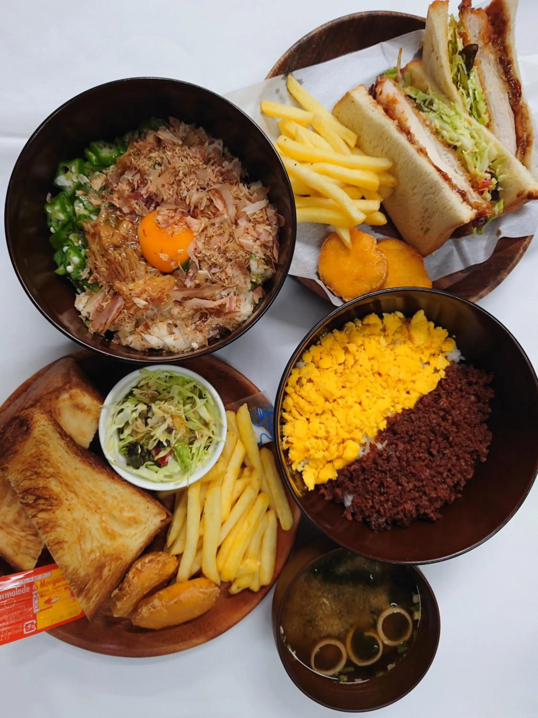 Food in ルトゥール難波 RetourNANBA 男塾ホテルグループ