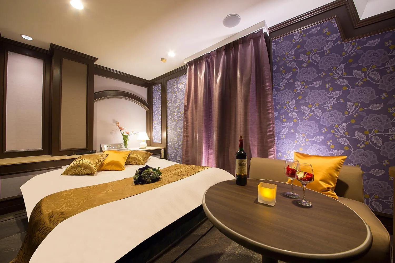 Bedroom, Bed in ルトゥール難波 RetourNANBA 男塾ホテルグループ