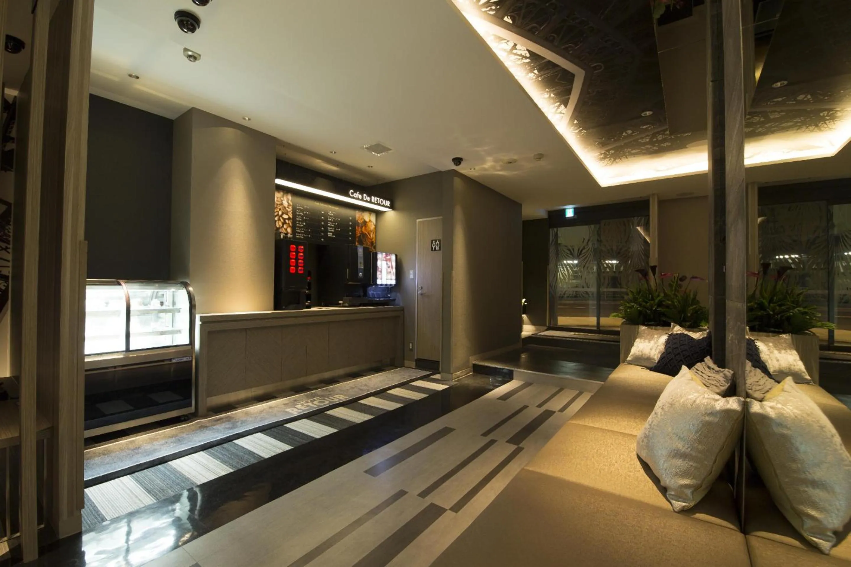 Lobby or reception in ルトゥール難波 RetourNANBA 男塾ホテルグループ