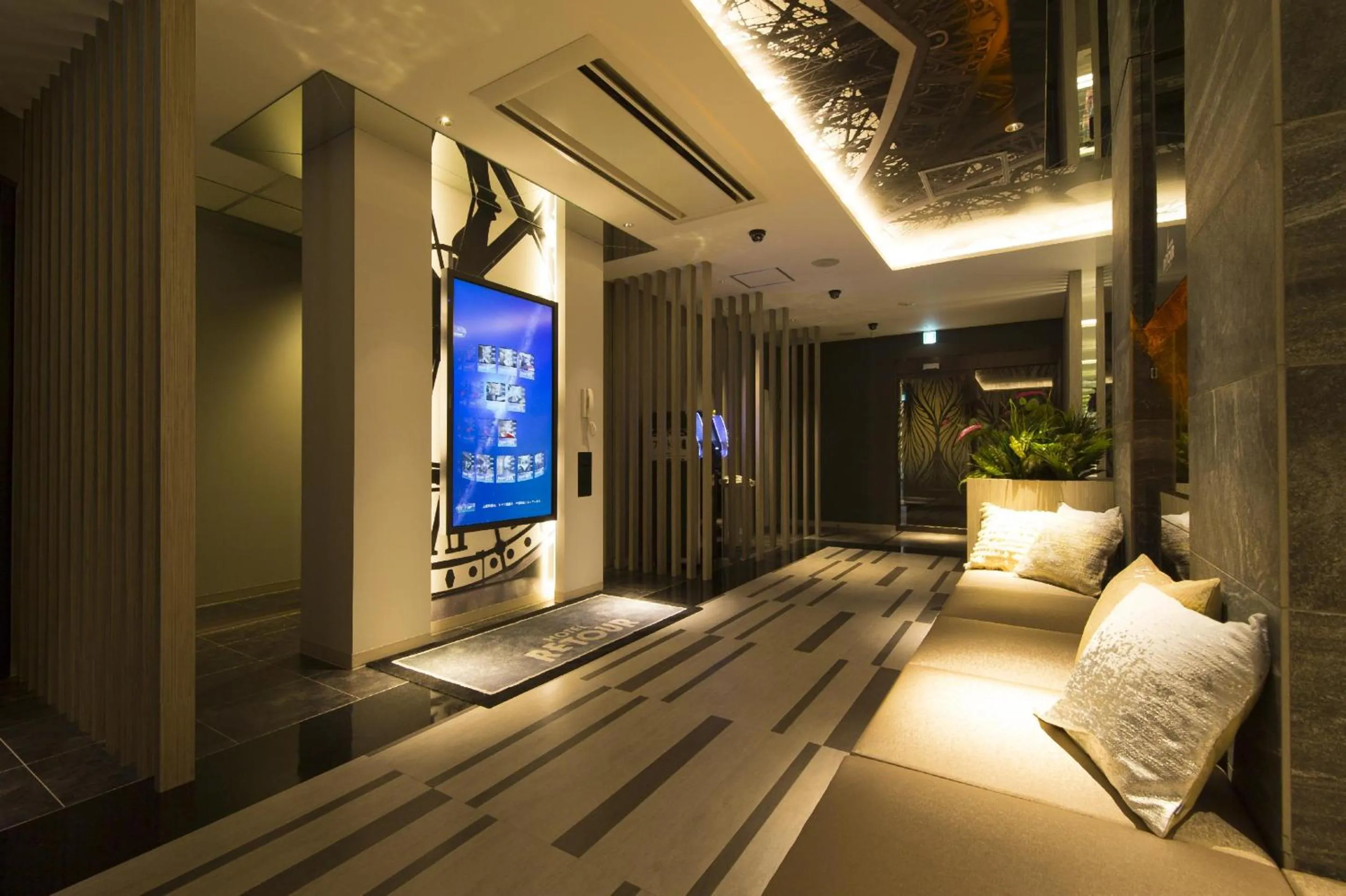 Lobby or reception in ルトゥール難波 RetourNANBA 男塾ホテルグループ
