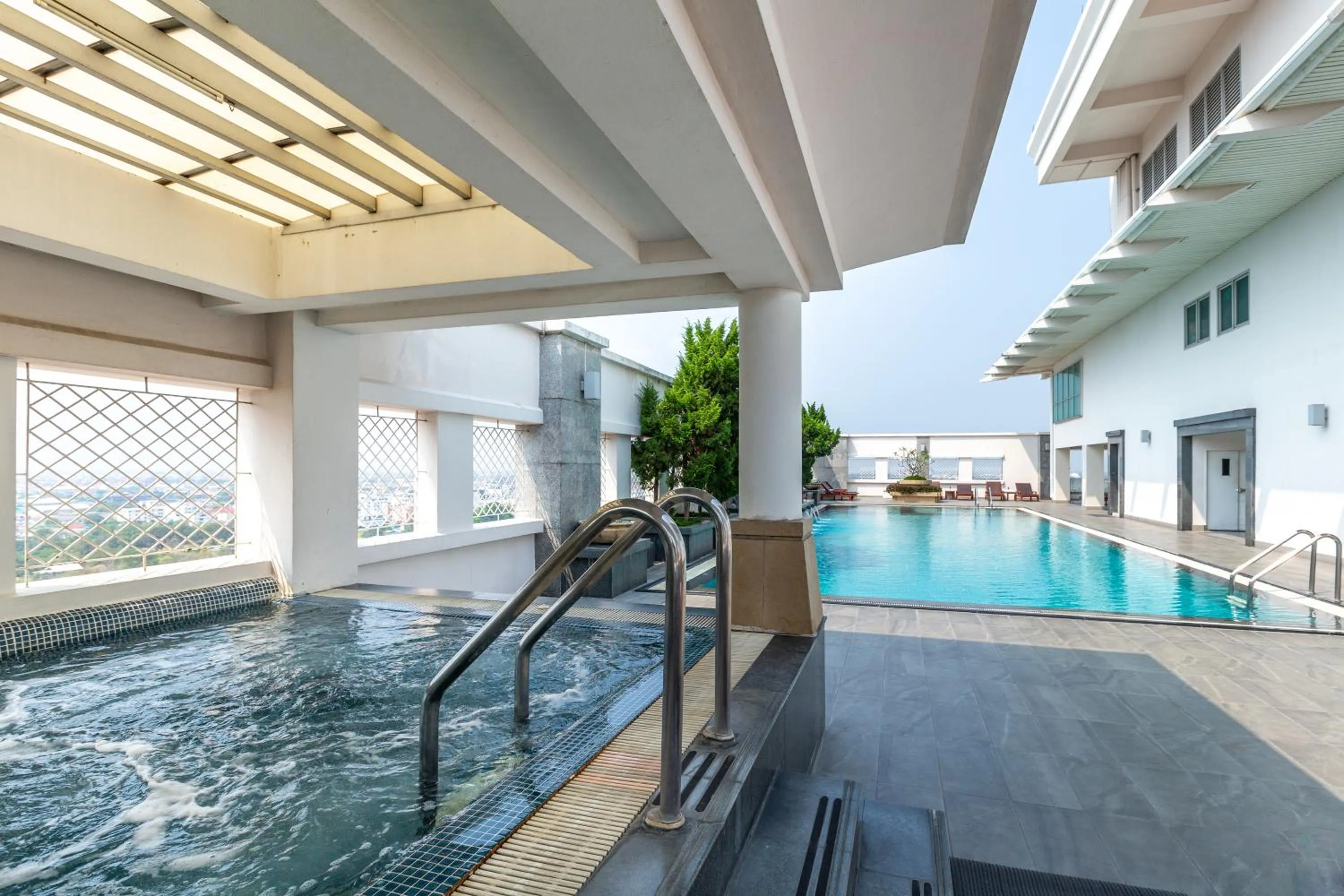 Hot Tub in Kantary Hotel Ayutthaya