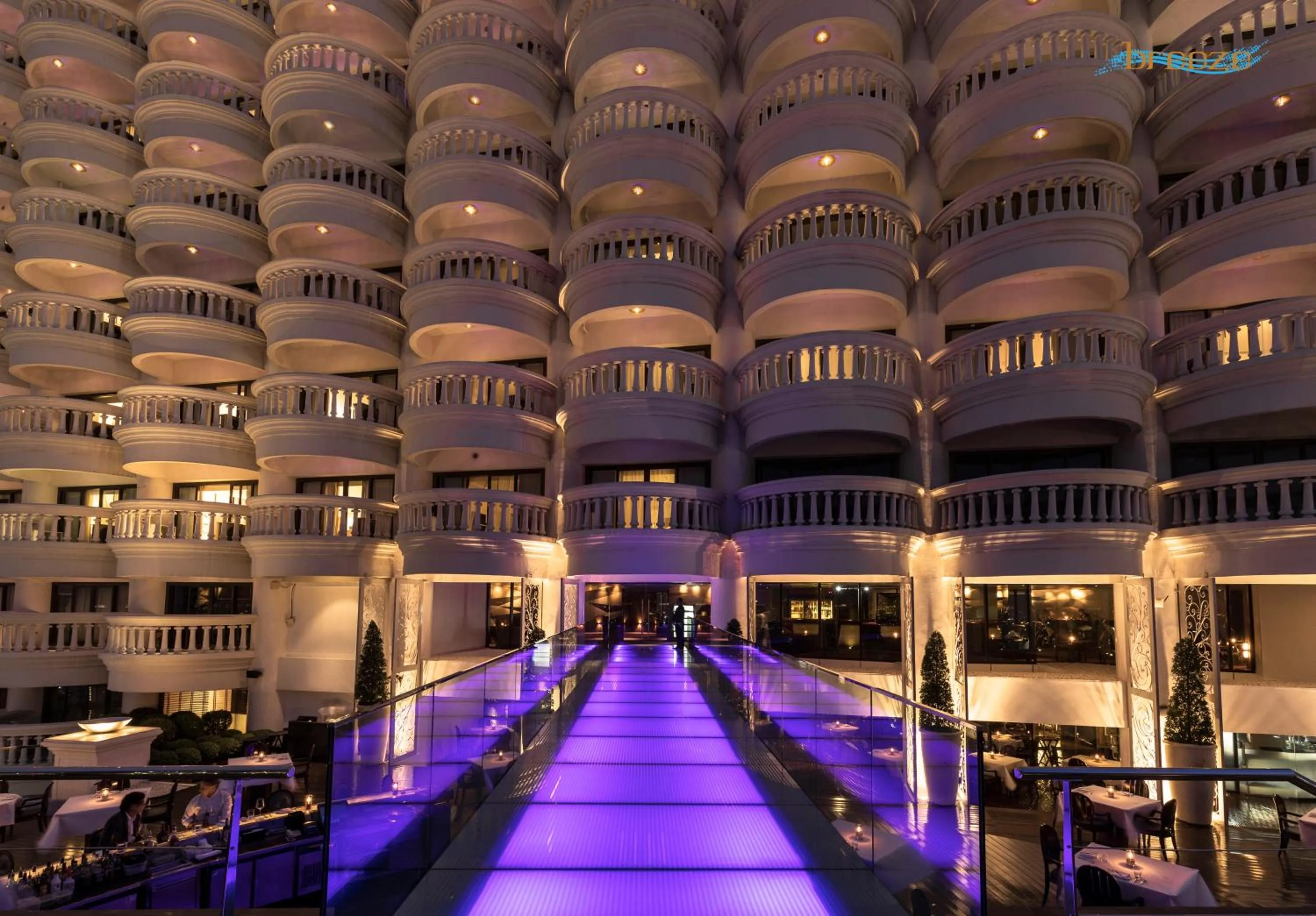 Restaurant/places to eat in Tower Club at lebua