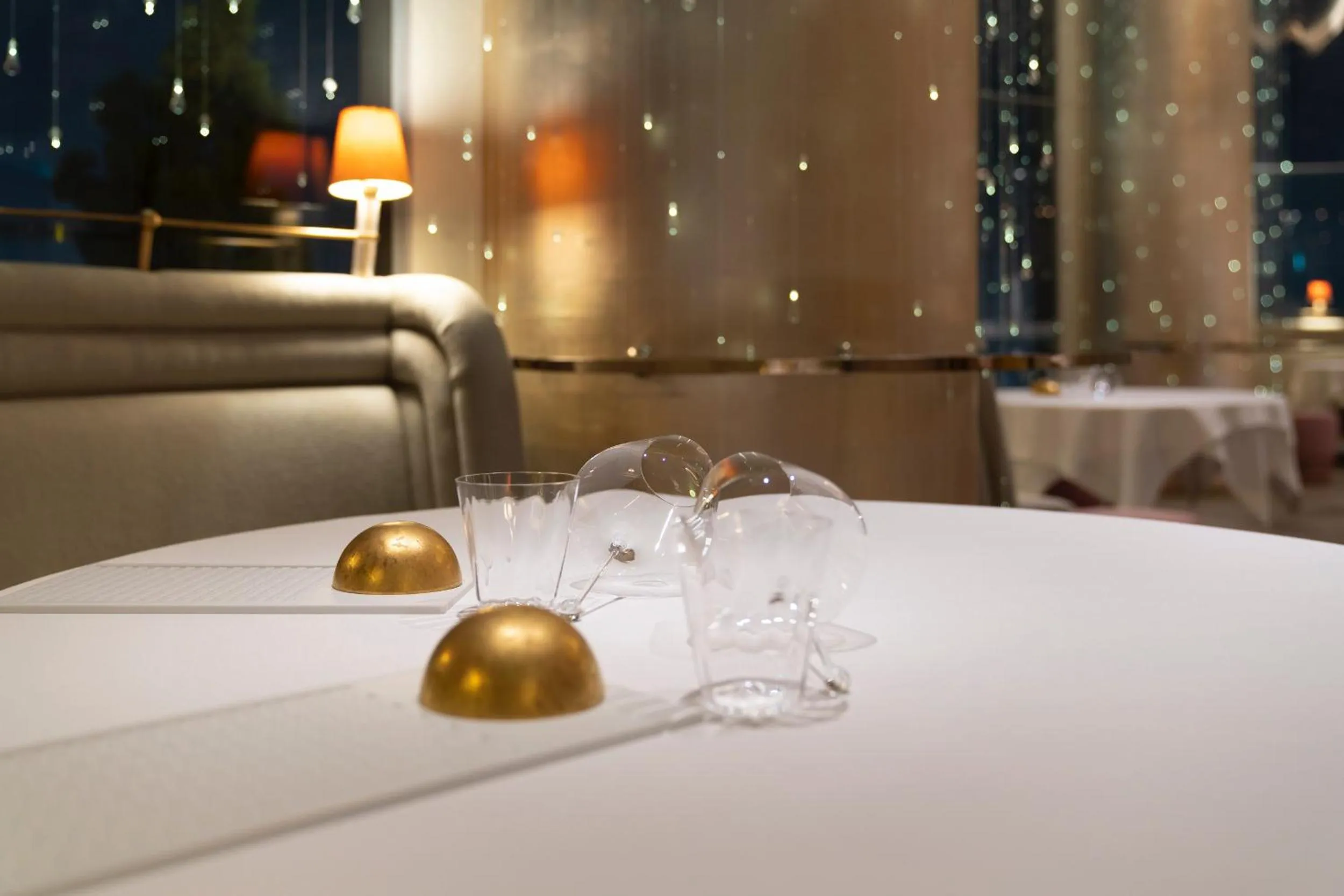 Restaurant/places to eat in Tower Club at lebua