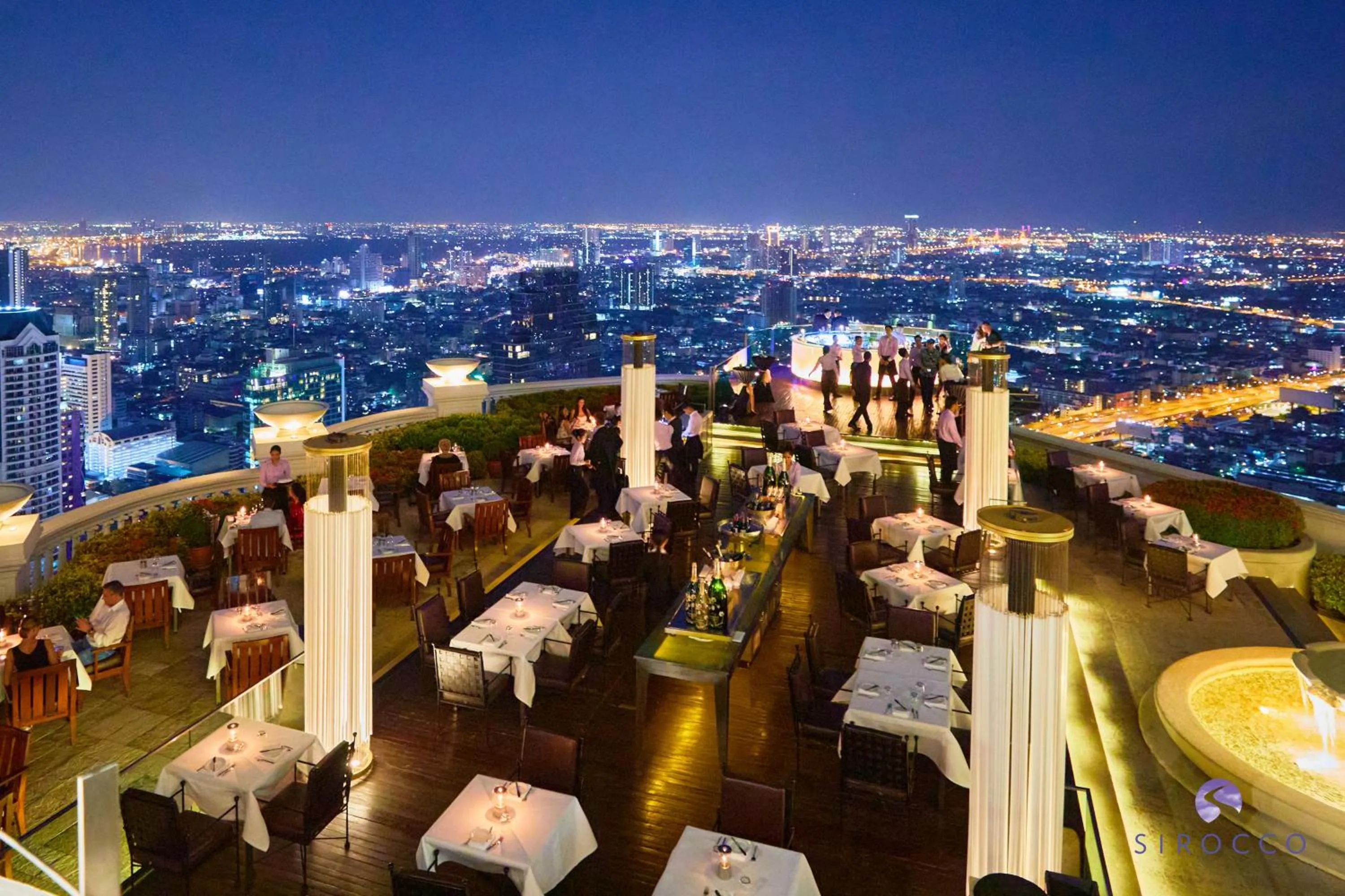 Restaurant/places to eat in Tower Club at lebua