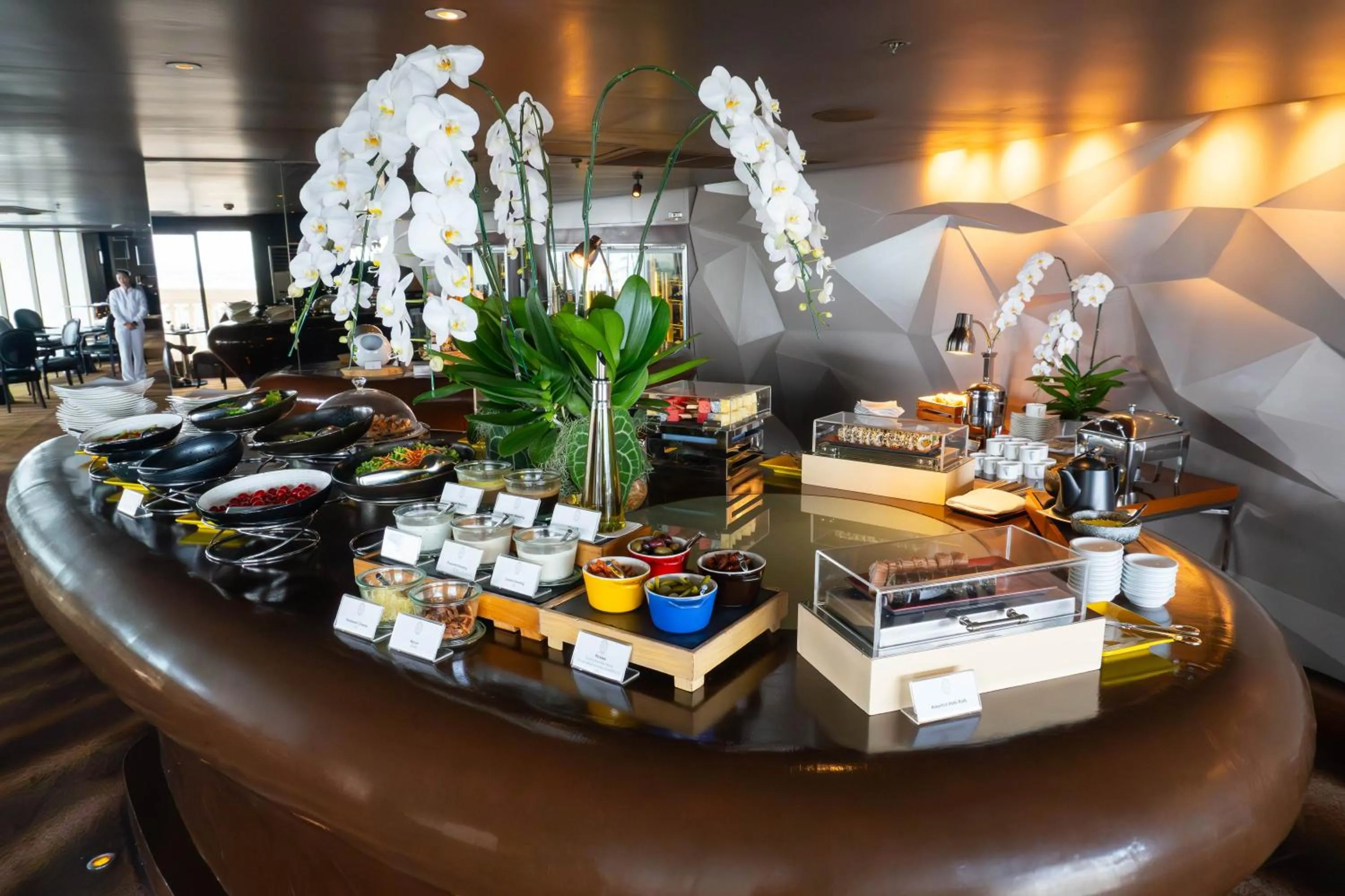 Lounge or bar in Tower Club at lebua