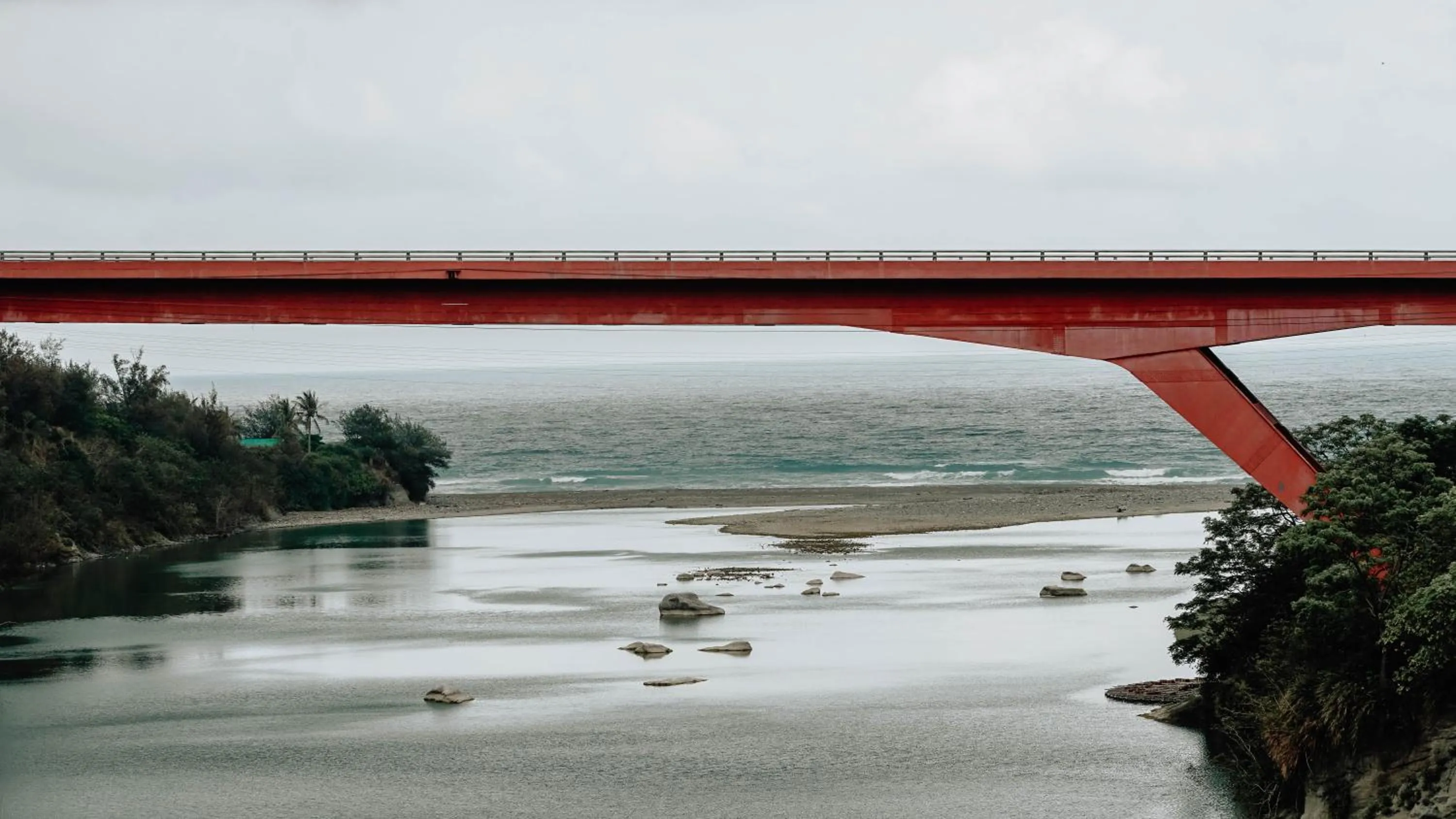 Dulan The Travel Bug Bistro Inn